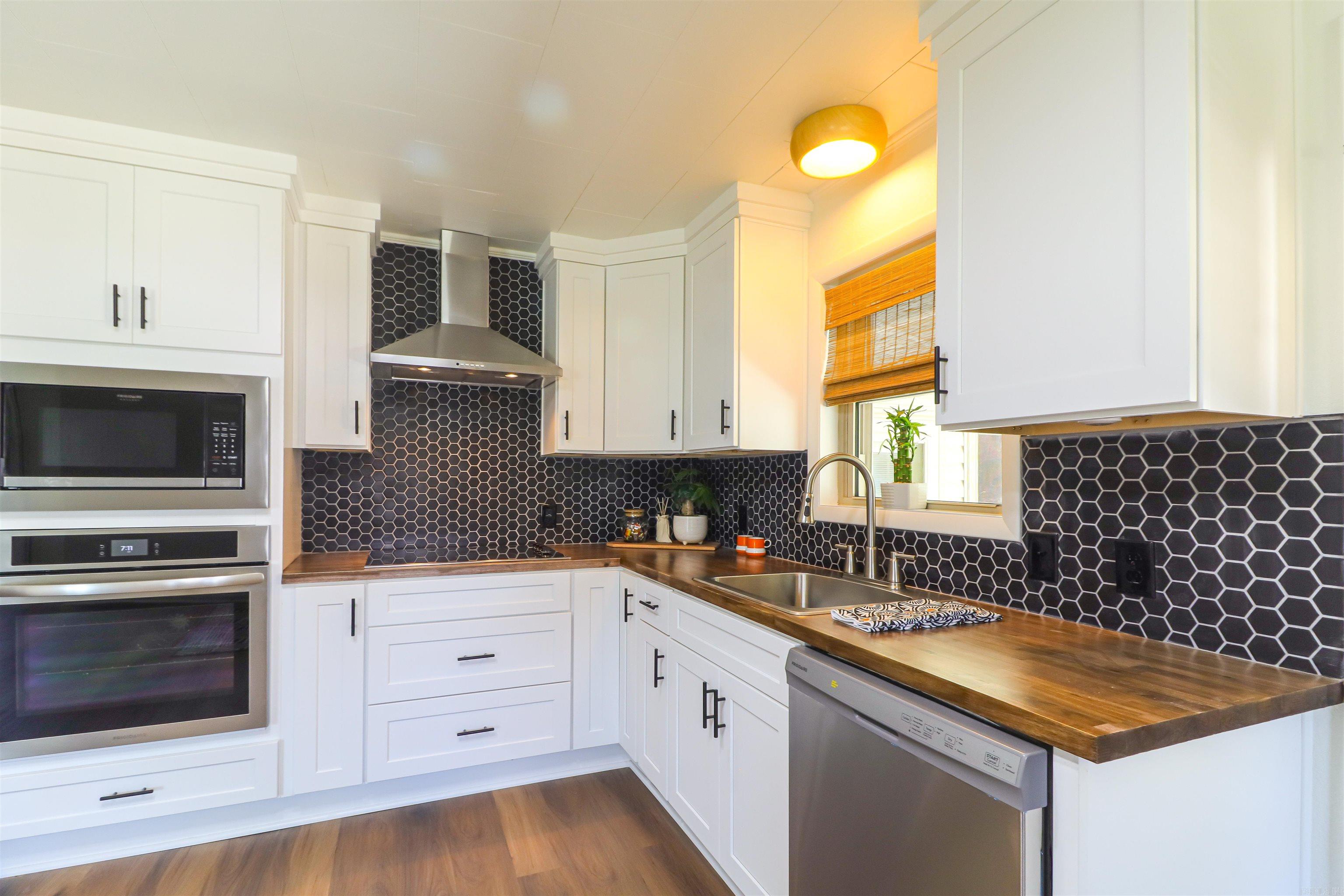 205 S 13th  Paragould, AR