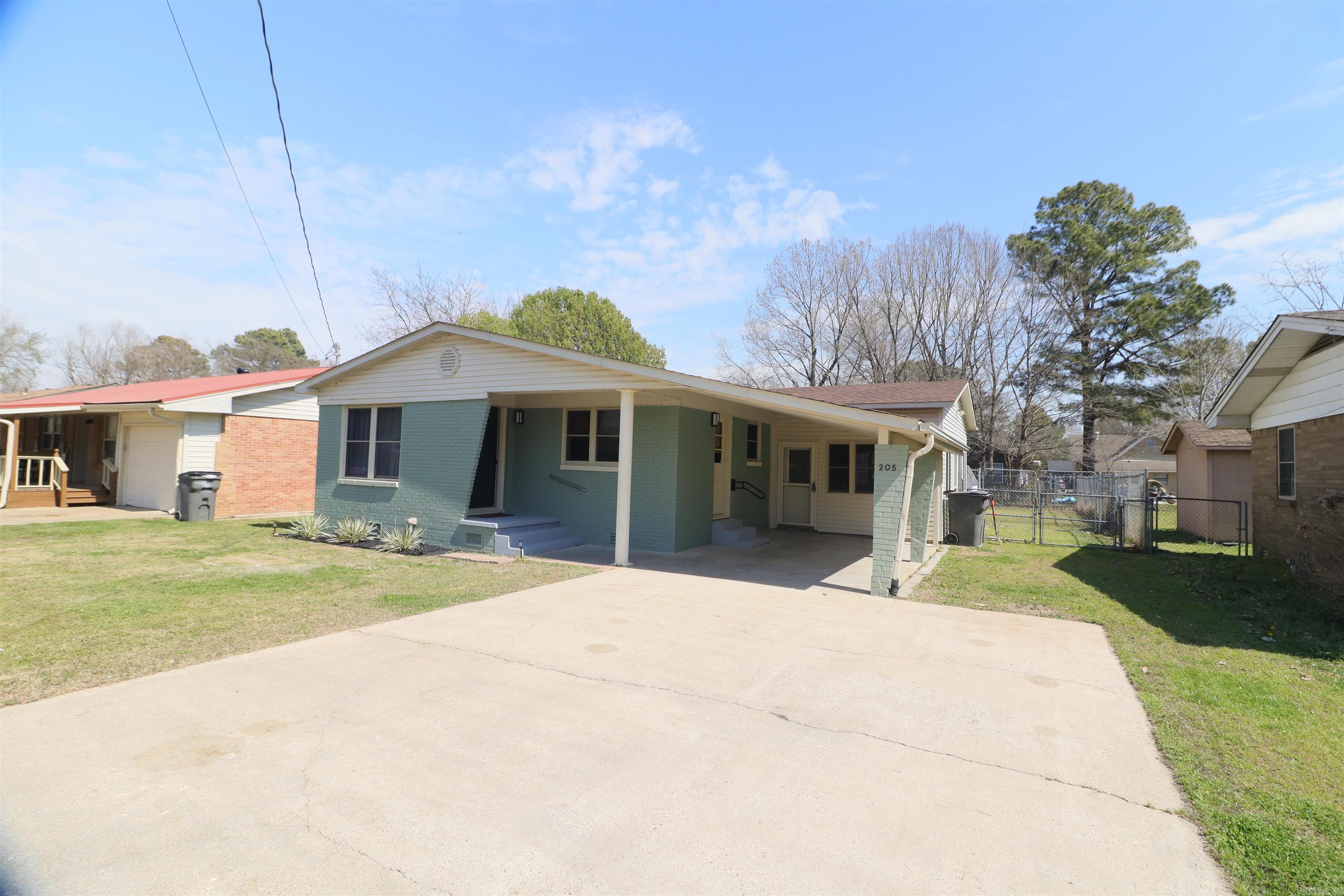 205 S 13th  Paragould, AR