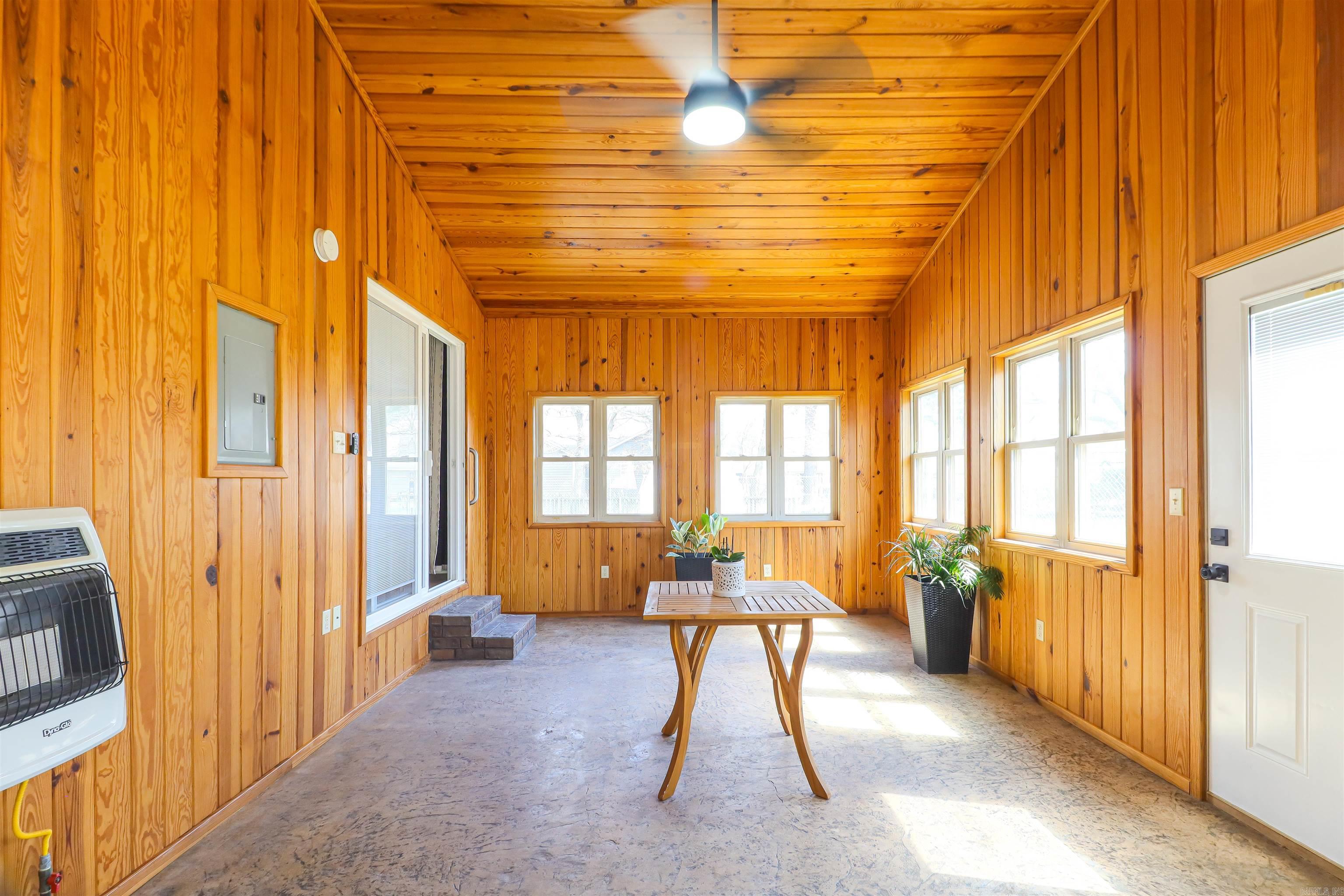 205 S 13th  Paragould, AR