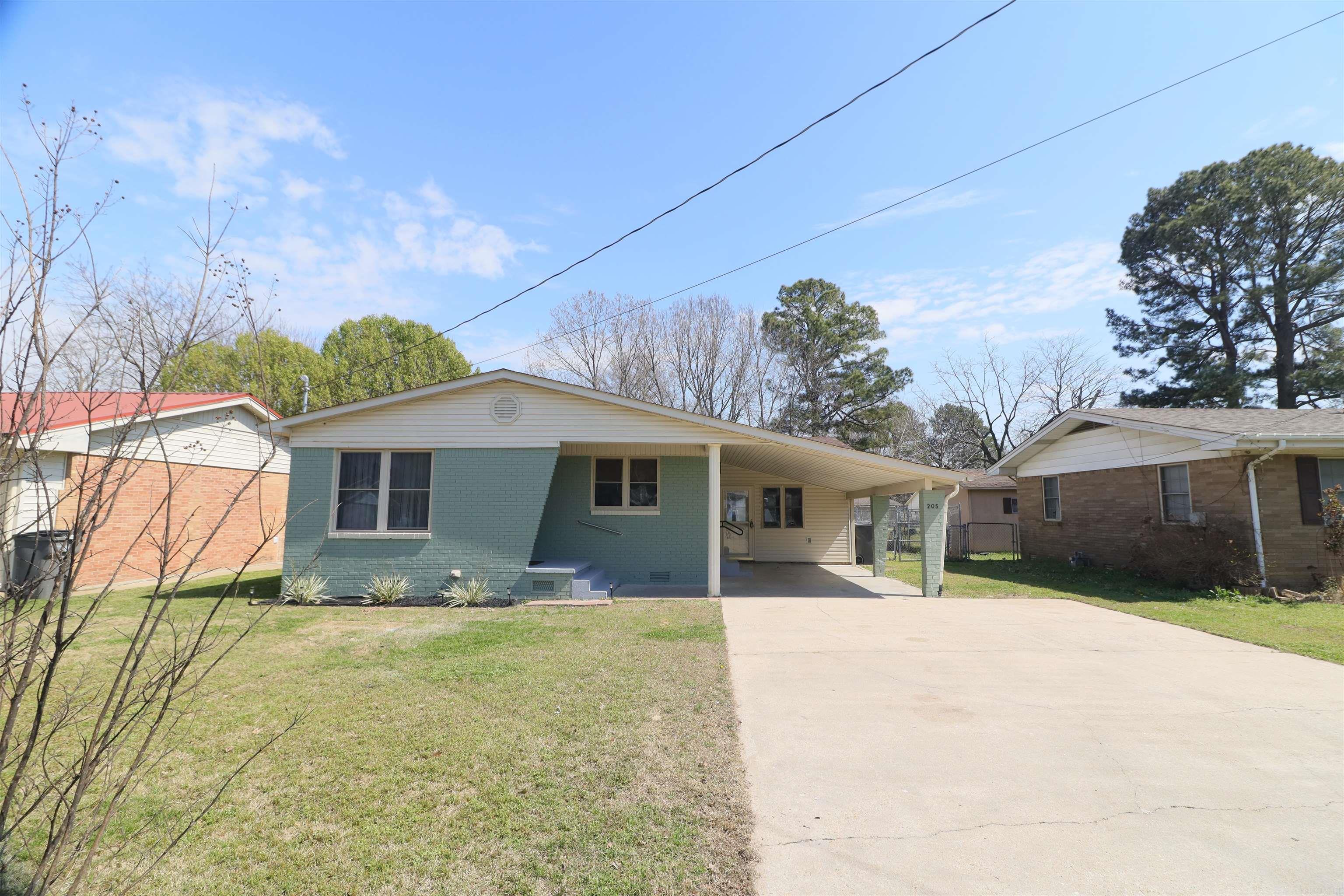 205 S 13th  Paragould, AR