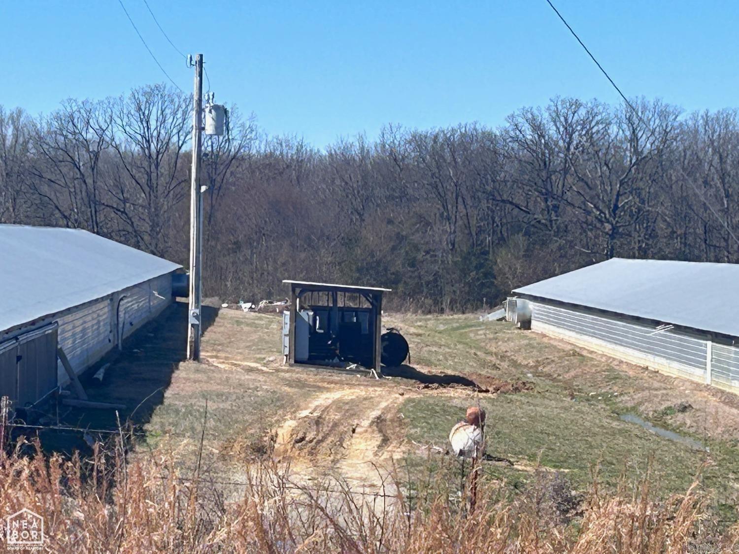 920 hwy 25  Strawberry, AR