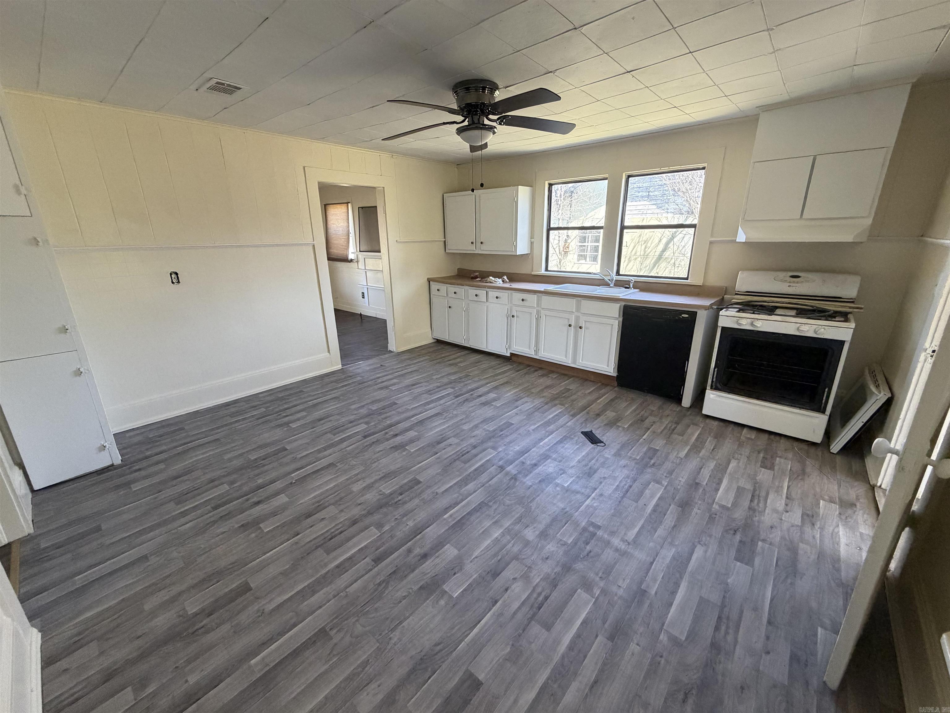 206 E First  Emmet, AR