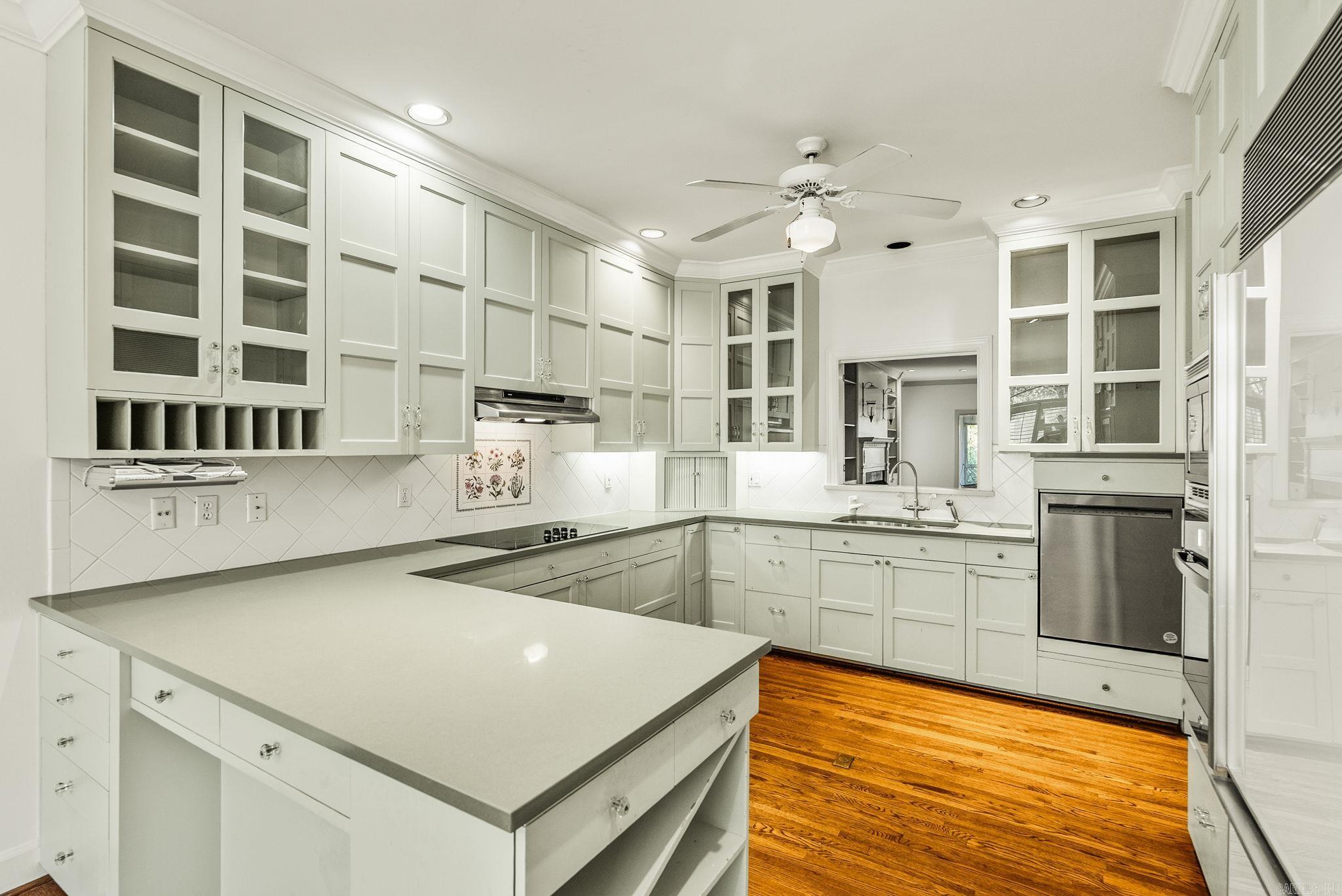 5300 Country Club  Little Rock, AR