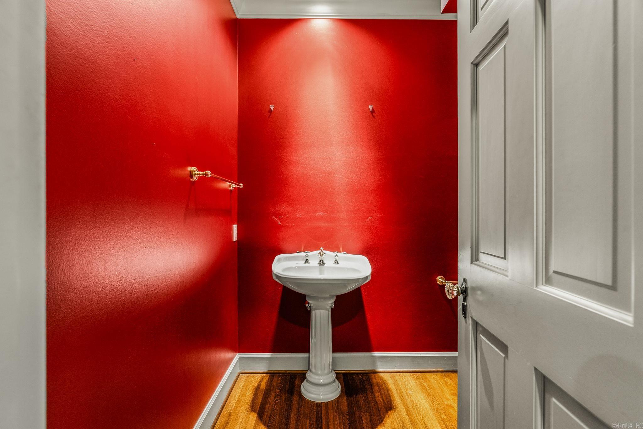 5300 Country Club  Little Rock, AR