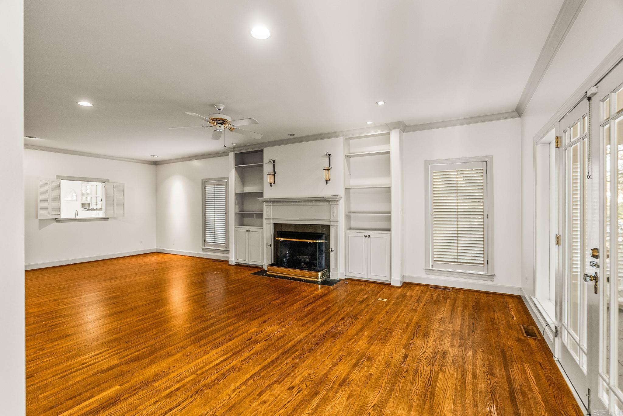 5300 Country Club  Little Rock, AR