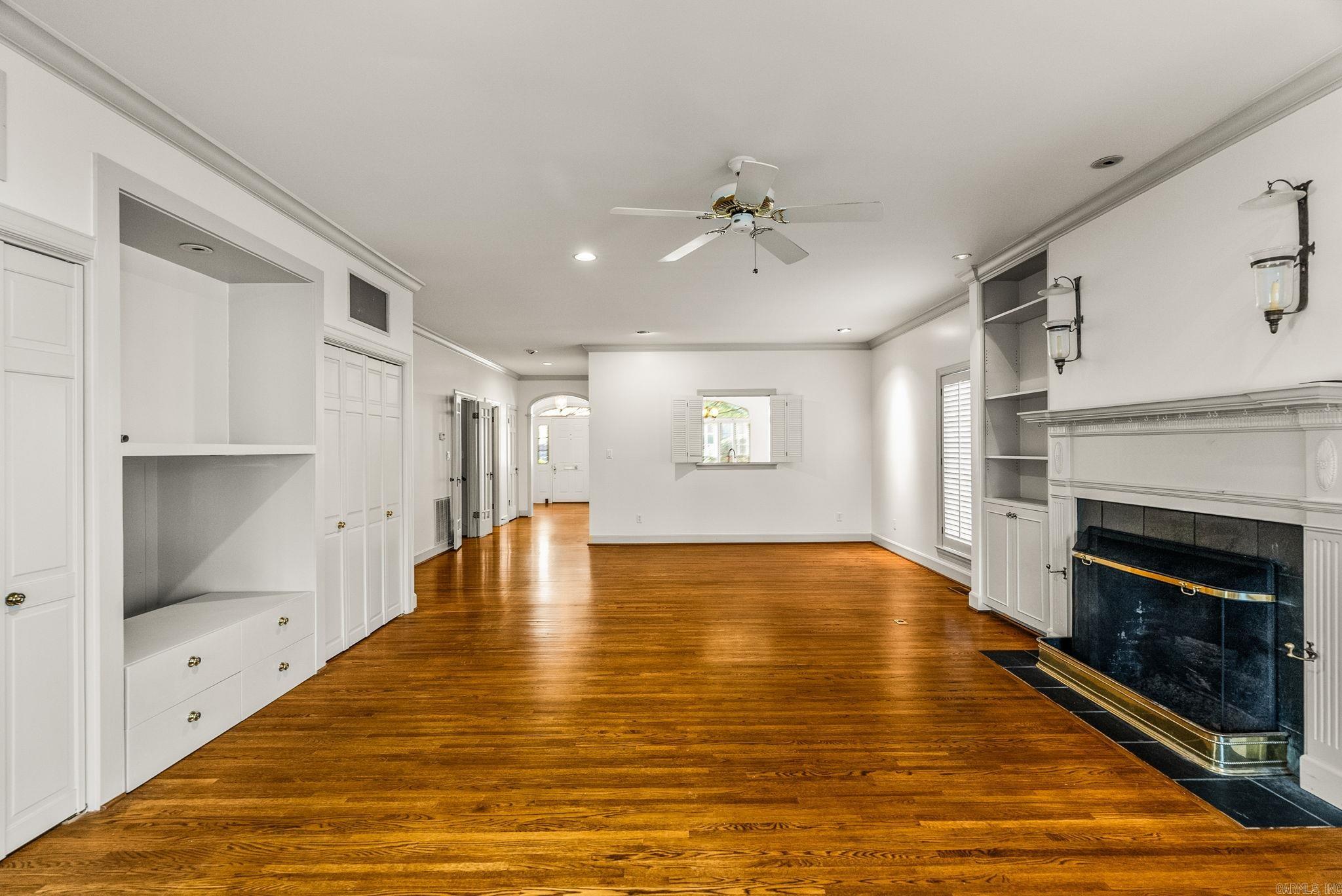 5300 Country Club  Little Rock, AR