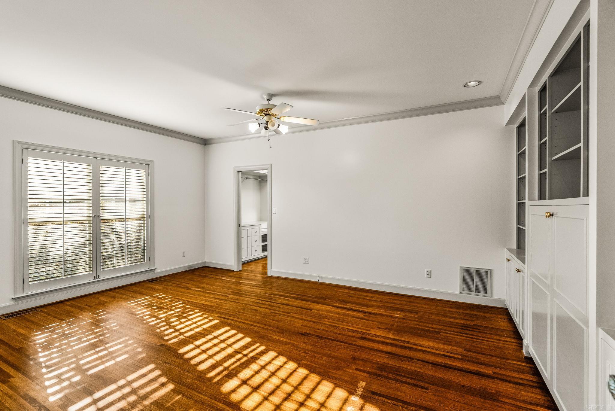 5300 Country Club  Little Rock, AR