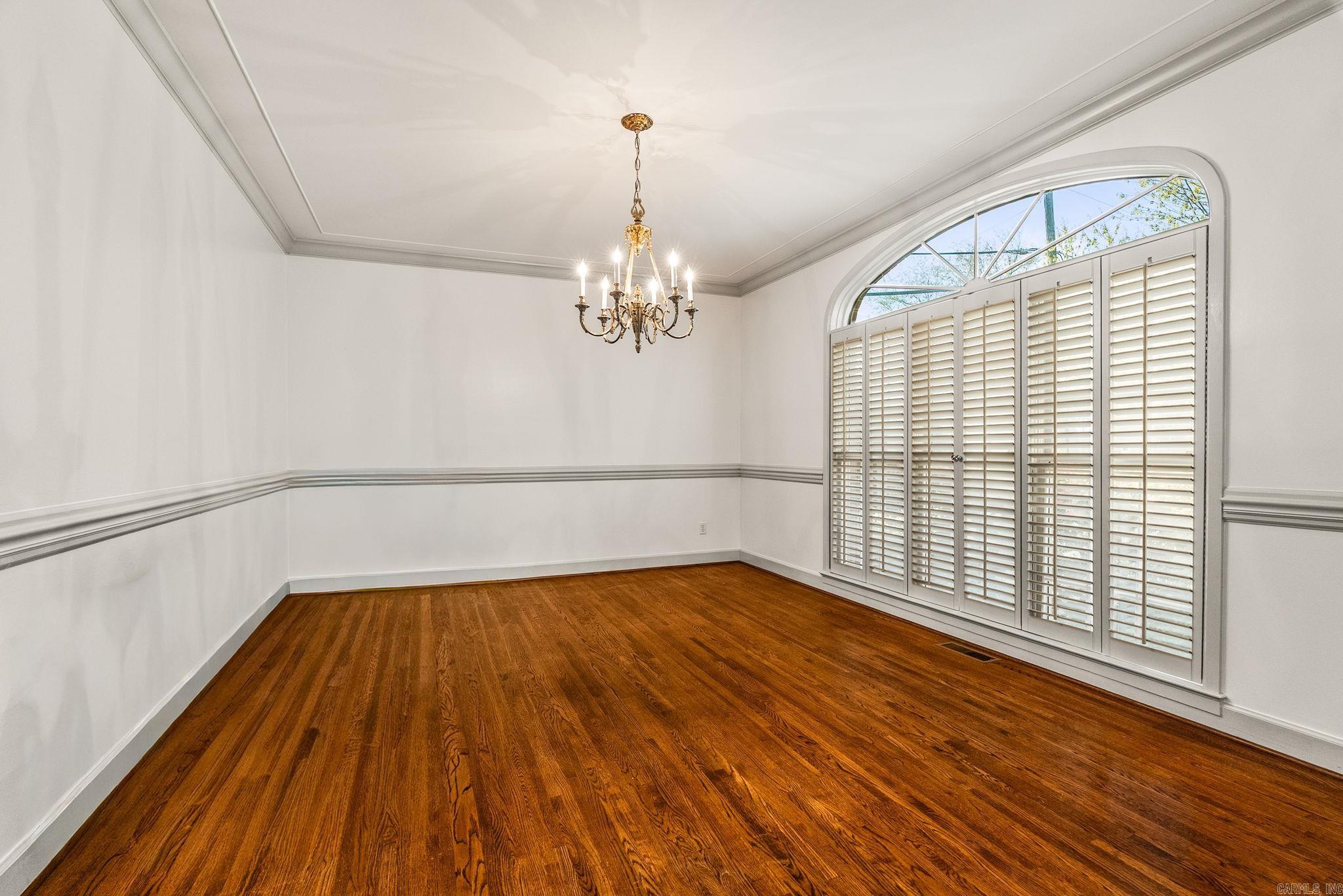 5300 Country Club  Little Rock, AR