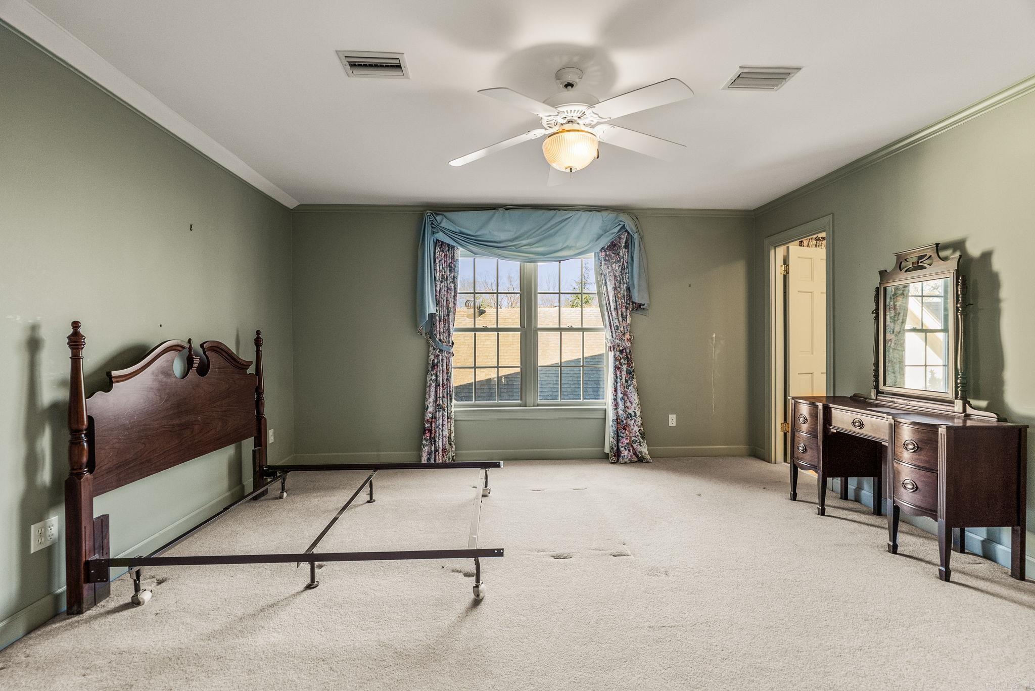 5300 Country Club  Little Rock, AR