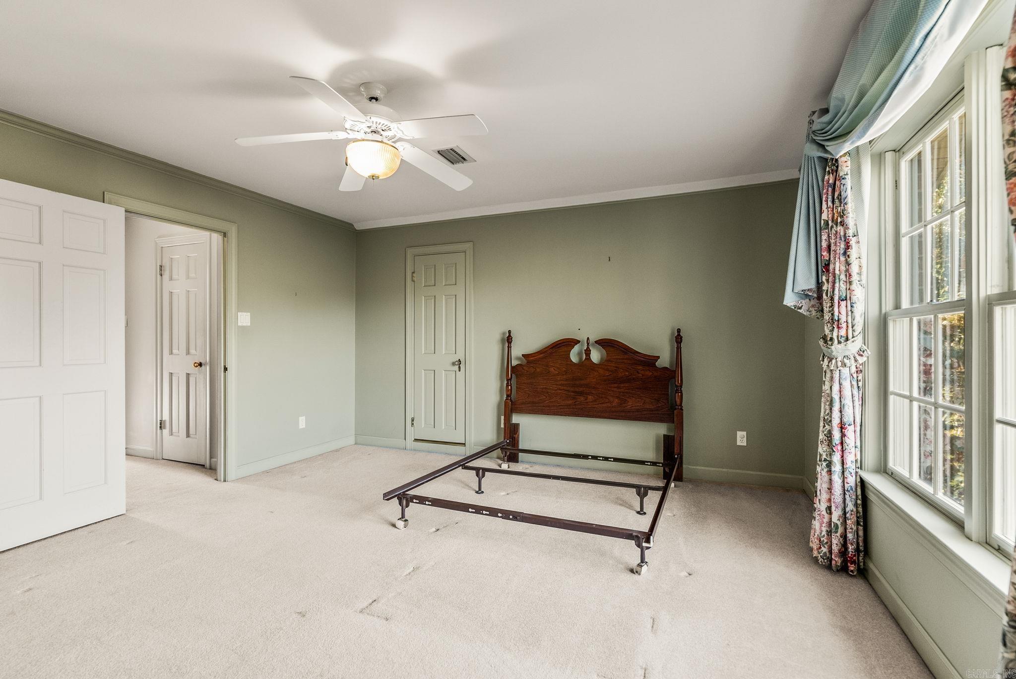 5300 Country Club  Little Rock, AR