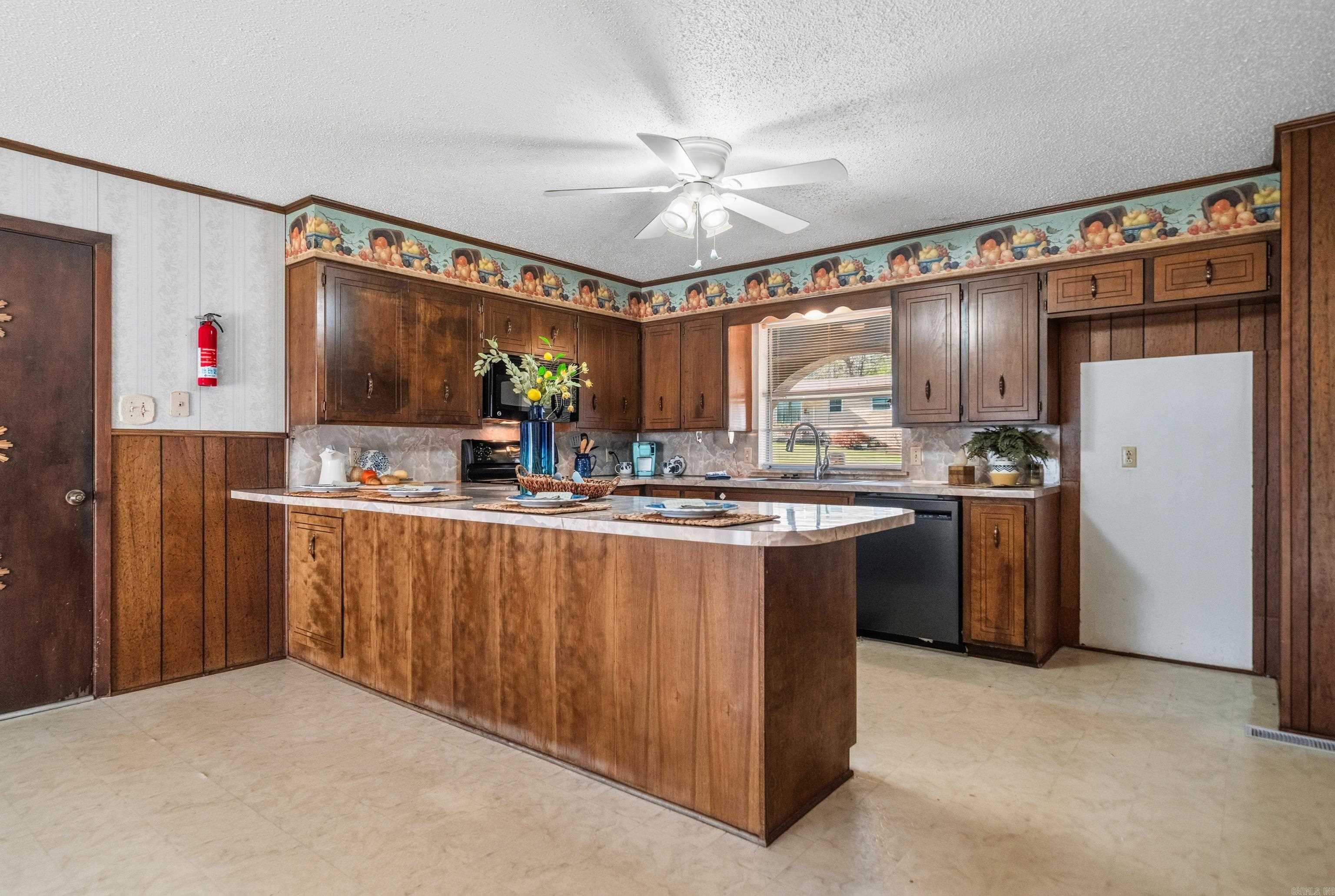 2301 Hobson  Hot Springs, AR