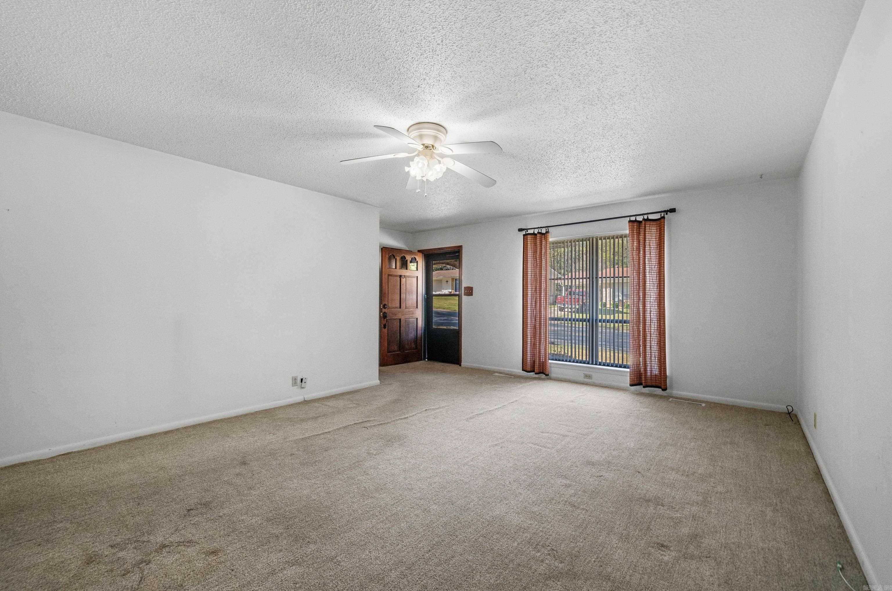 2301 Hobson  Hot Springs, AR