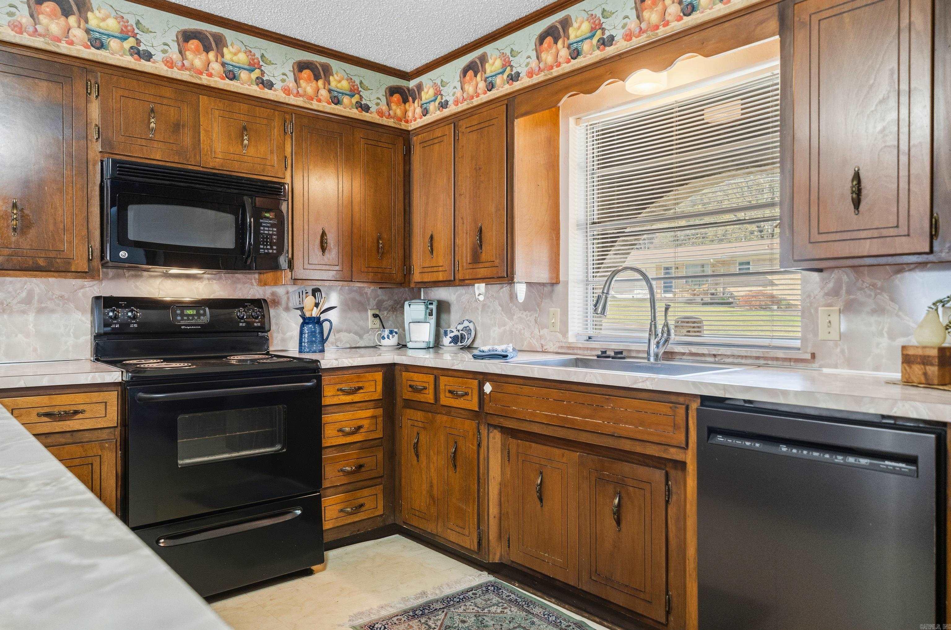 2301 Hobson  Hot Springs, AR