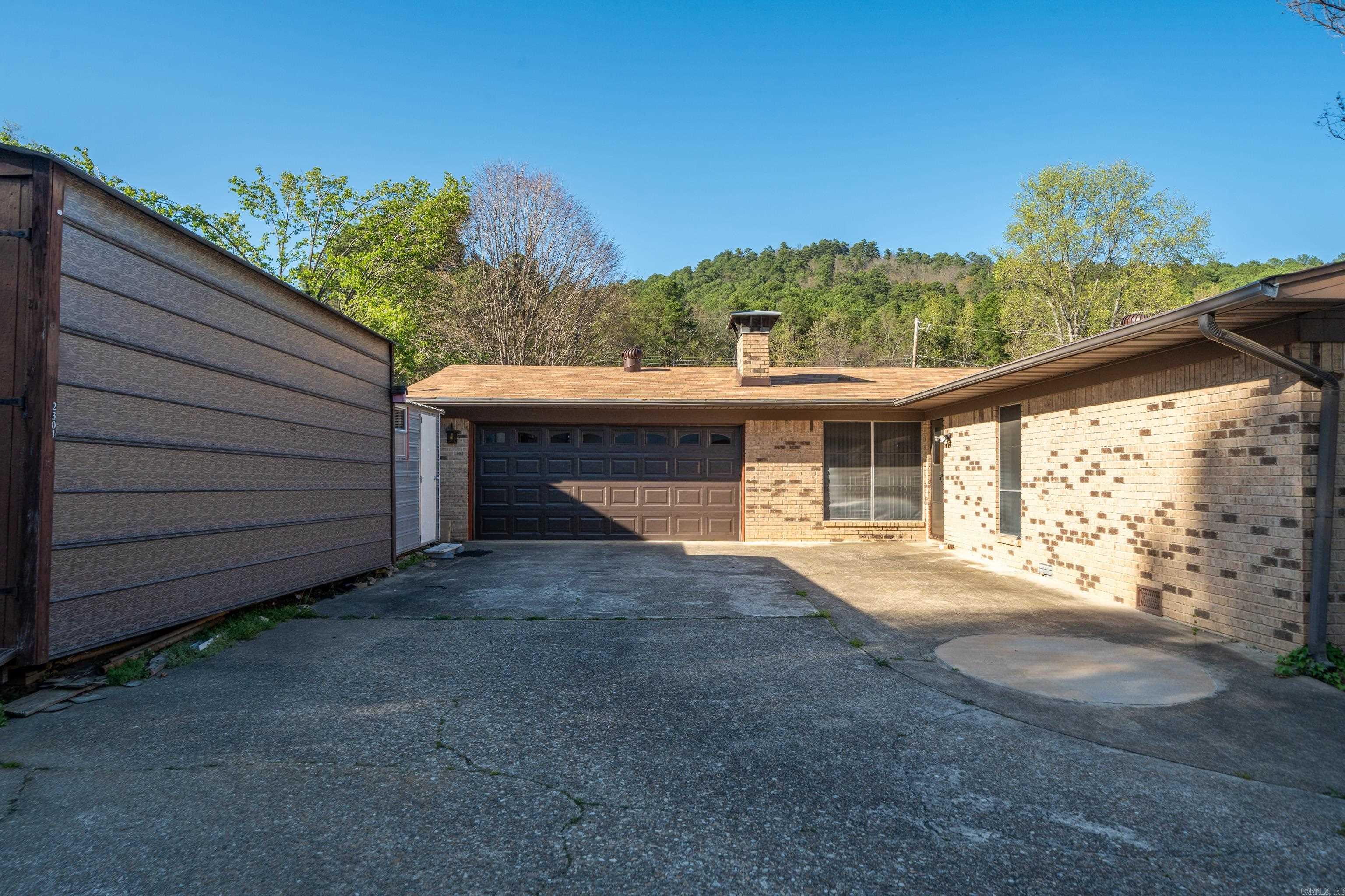 2301 Hobson  Hot Springs, AR