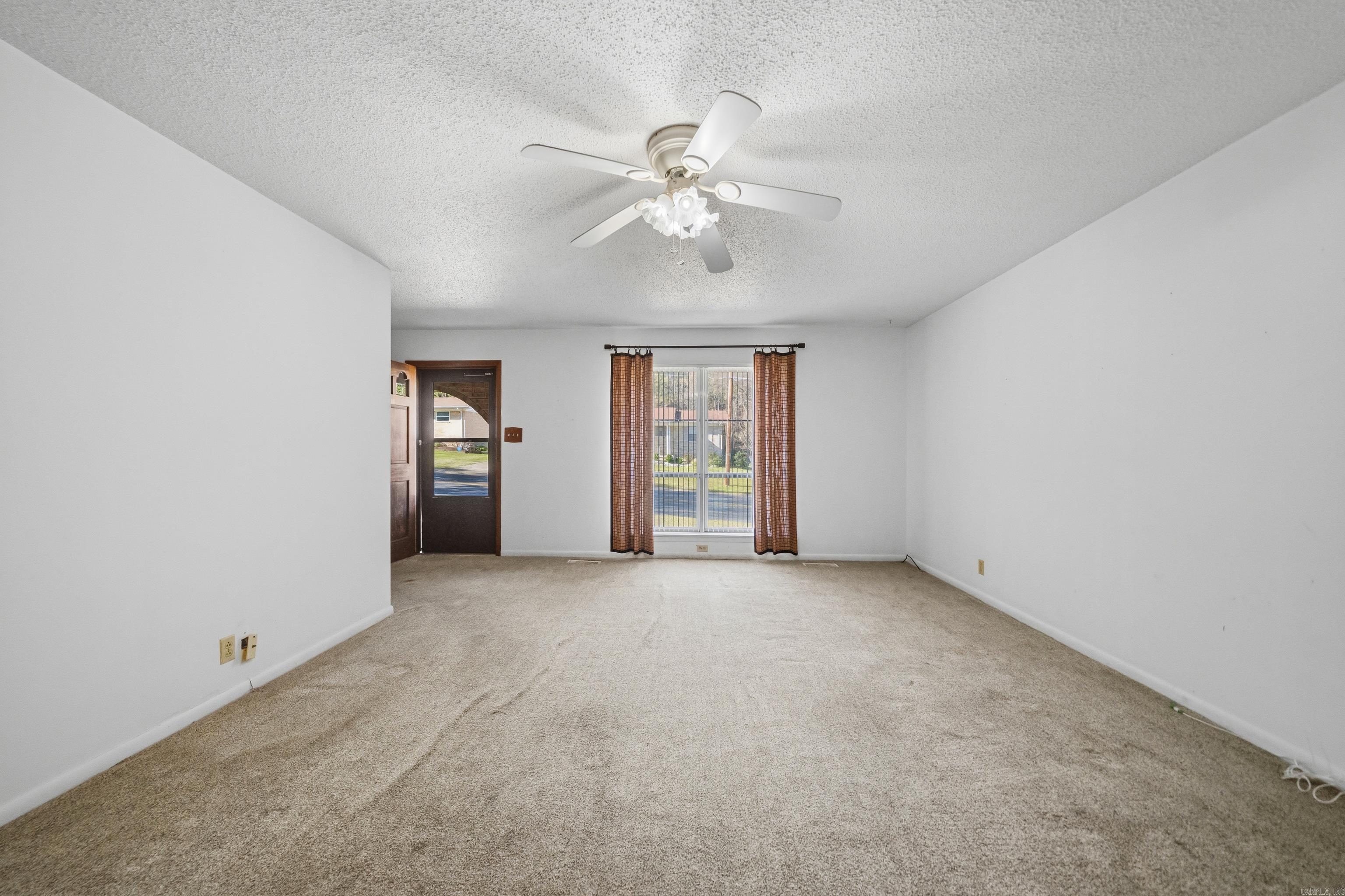 2301 Hobson  Hot Springs, AR