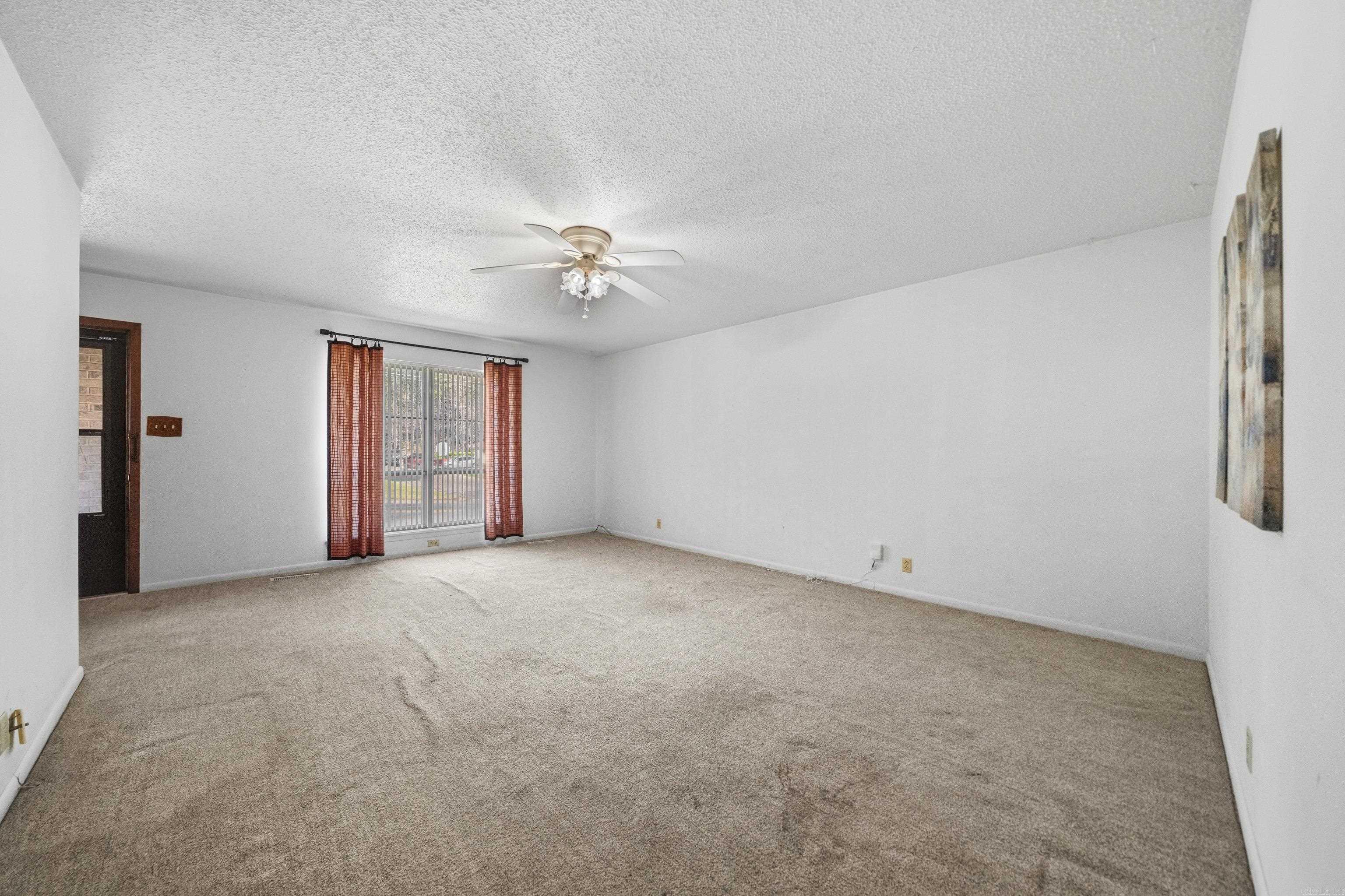 2301 Hobson  Hot Springs, AR