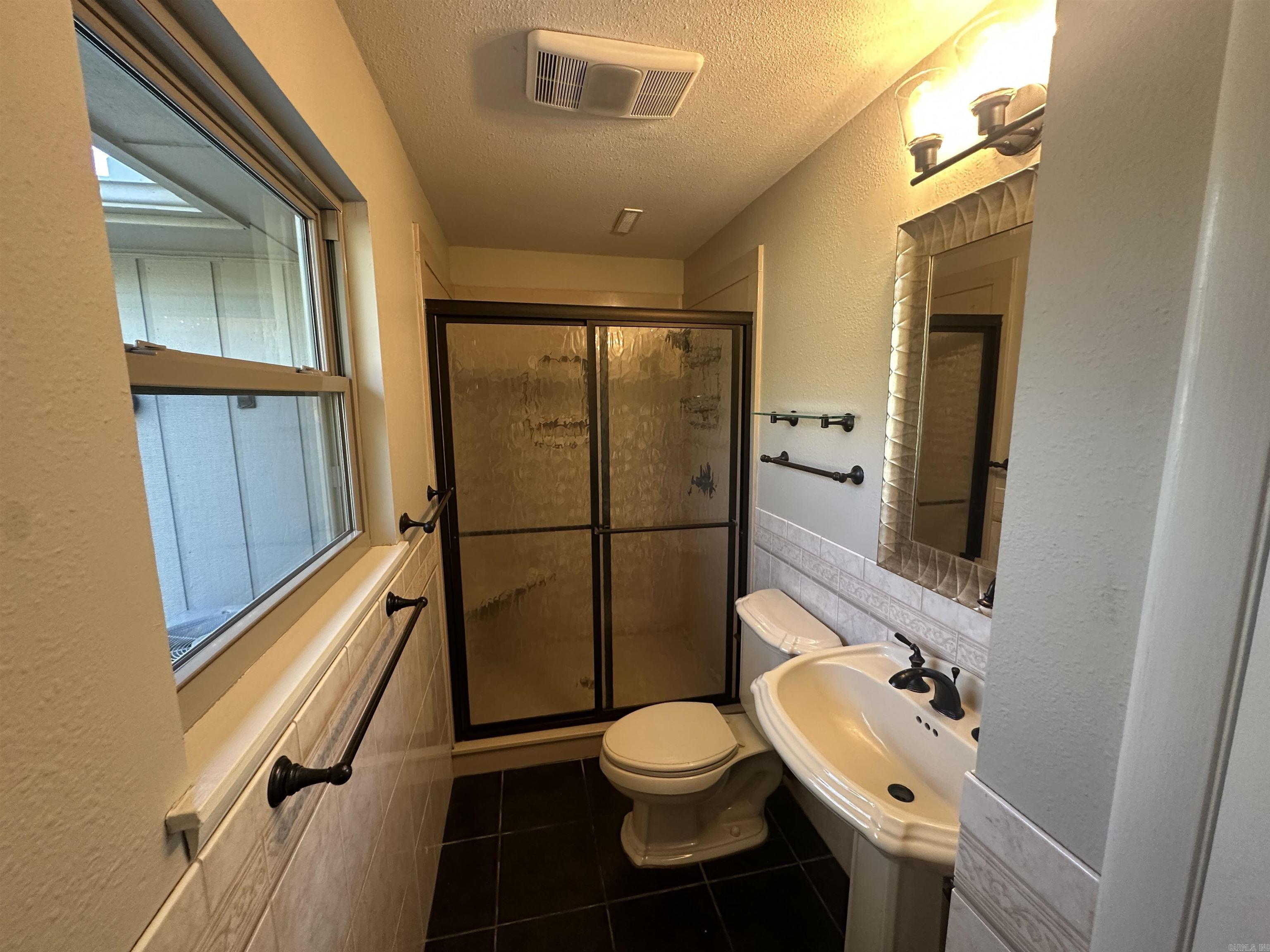 2539 Oakwood  Malvern, AR