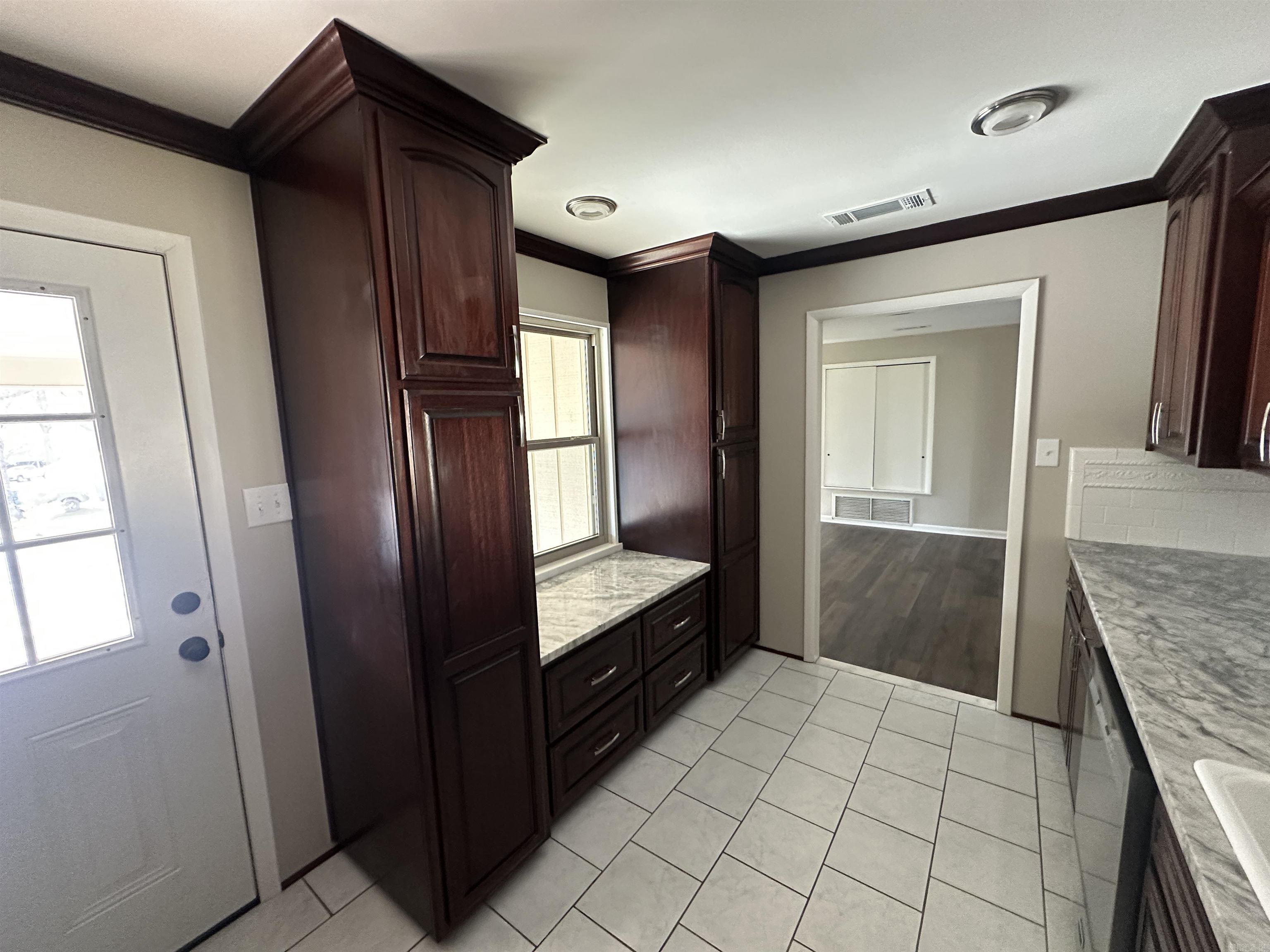 2539 Oakwood  Malvern, AR