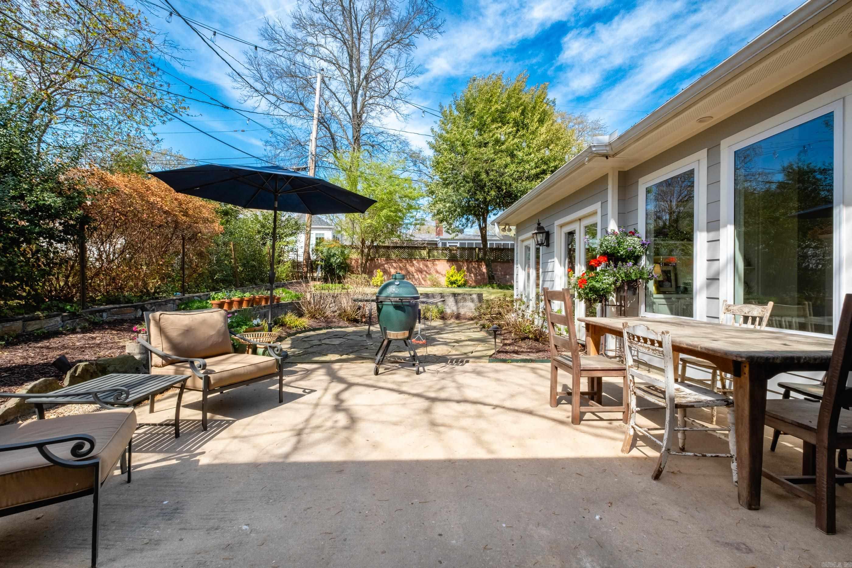 5810 S Country Club  Little Rock, AR