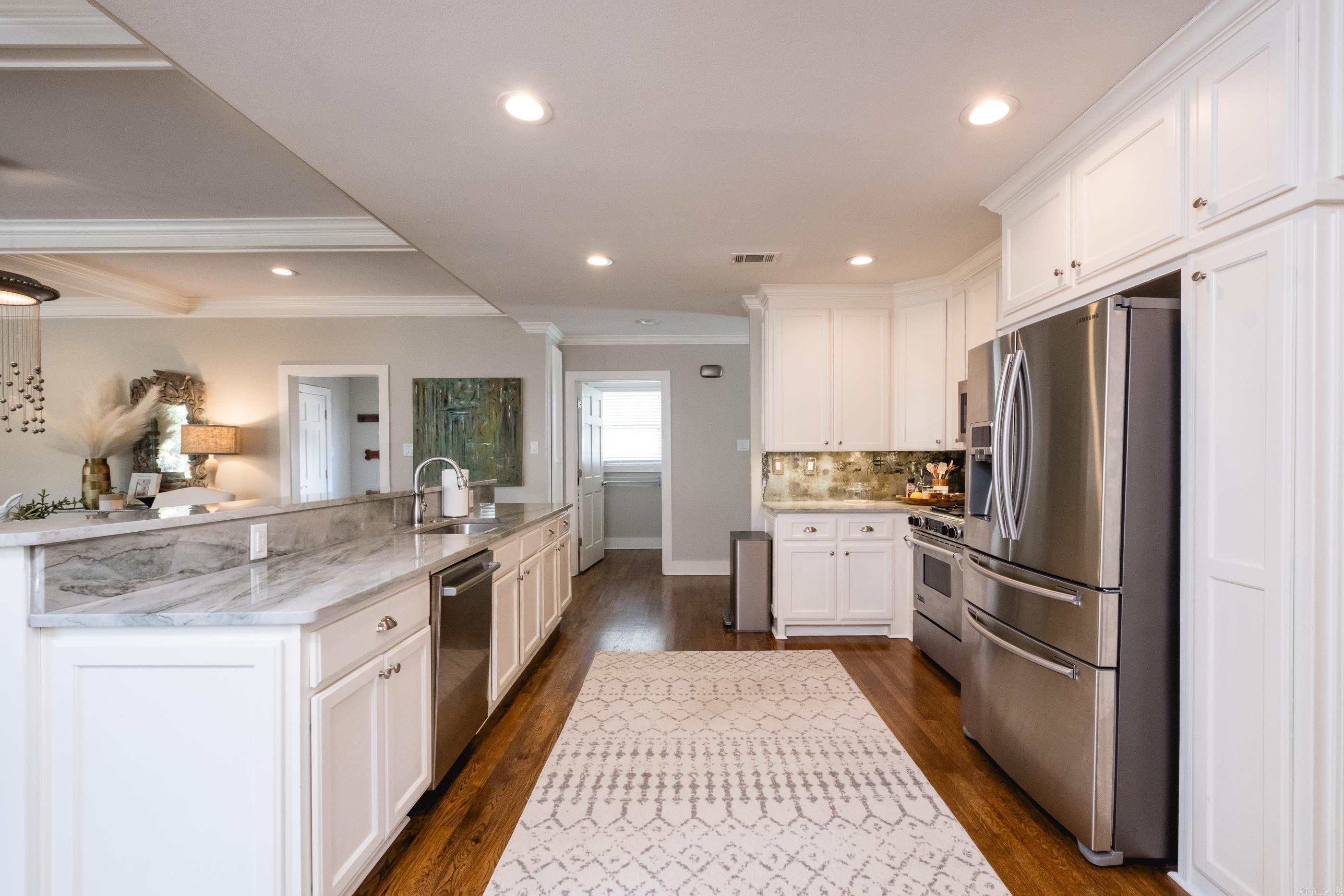 5810 S Country Club  Little Rock, AR