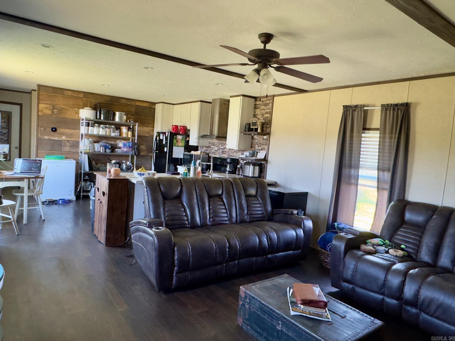 111 Suviaz  Bald Knob, AR