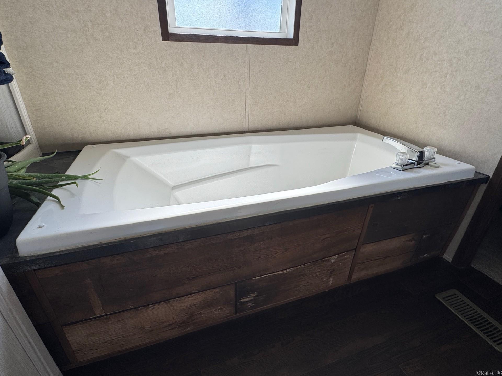 111 Suviaz  Bald Knob, AR