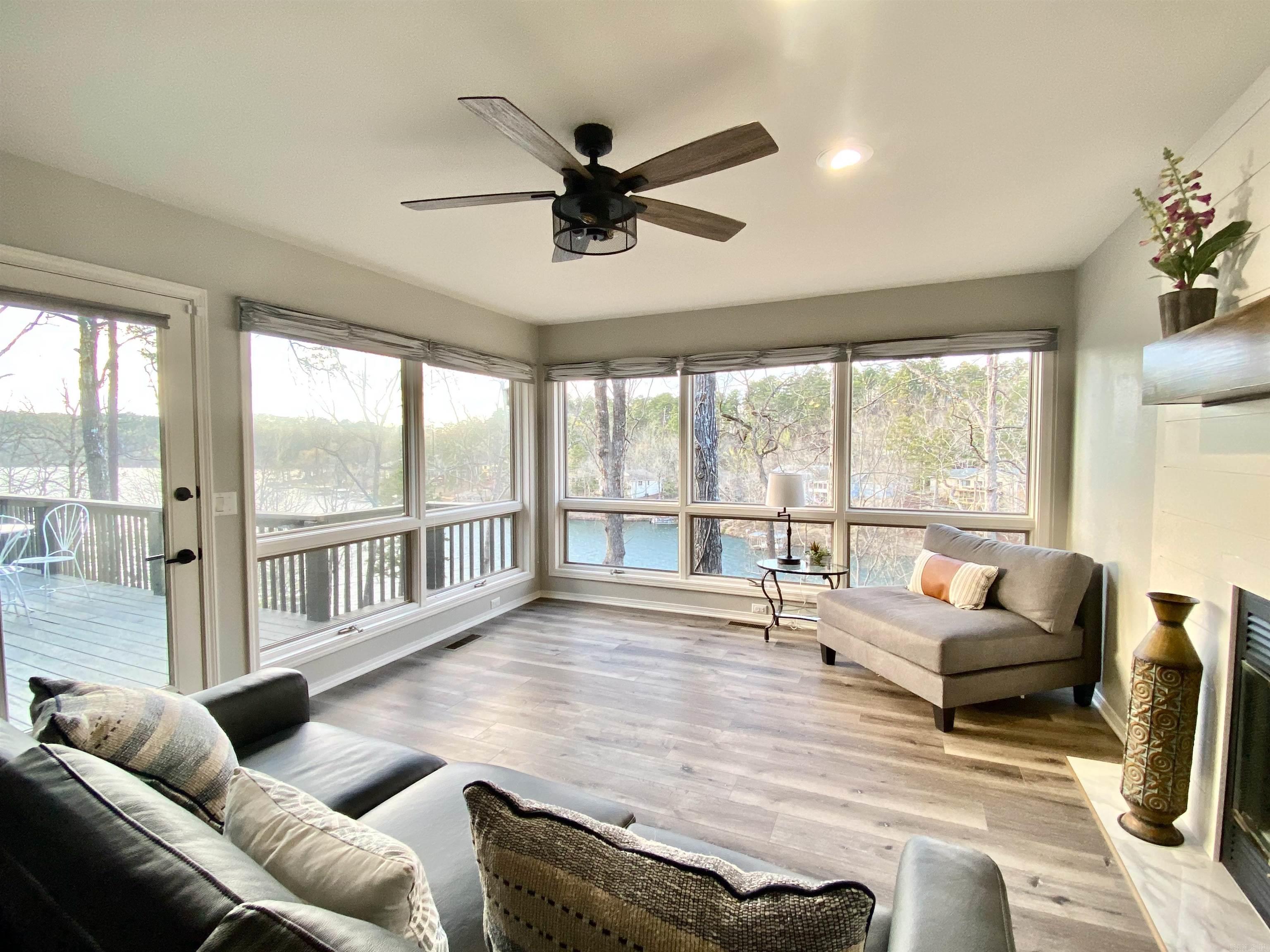 12 DelavEga  Hot Springs Village, AR