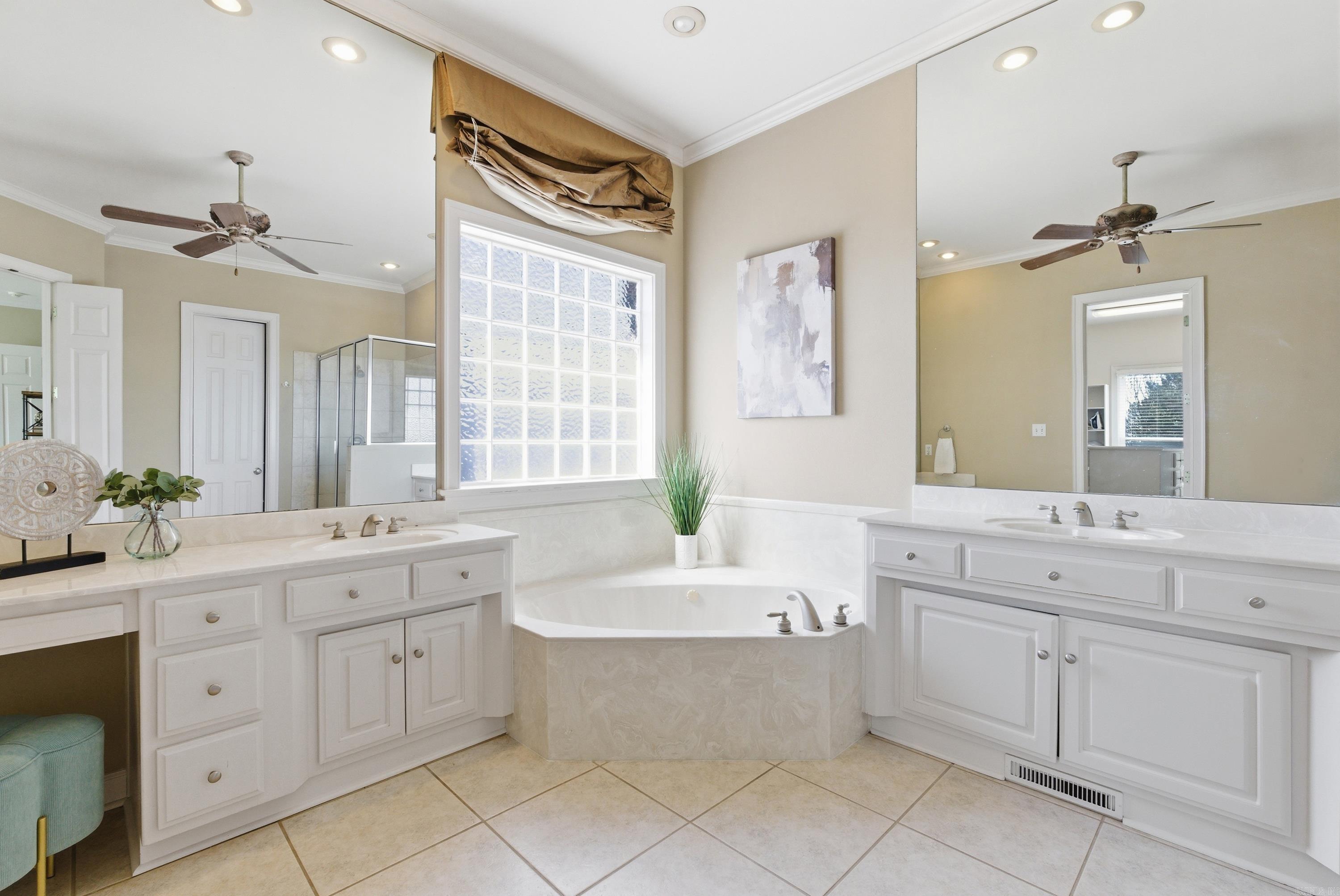 70 Bellegarde  Little Rock, AR