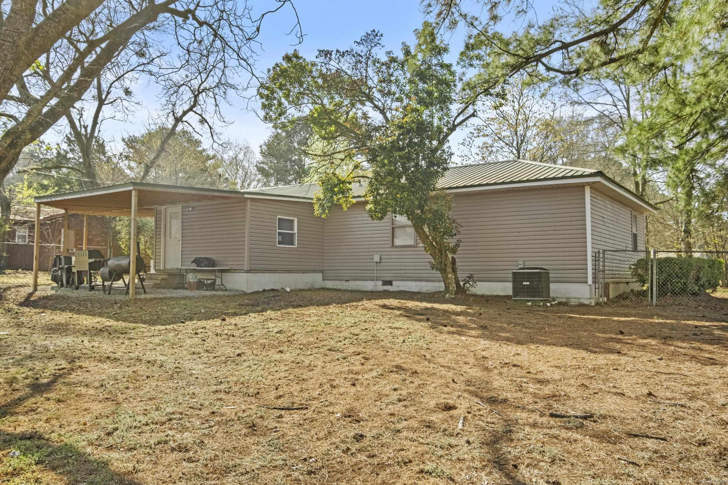 1105 Woodruff  Augusta, AR