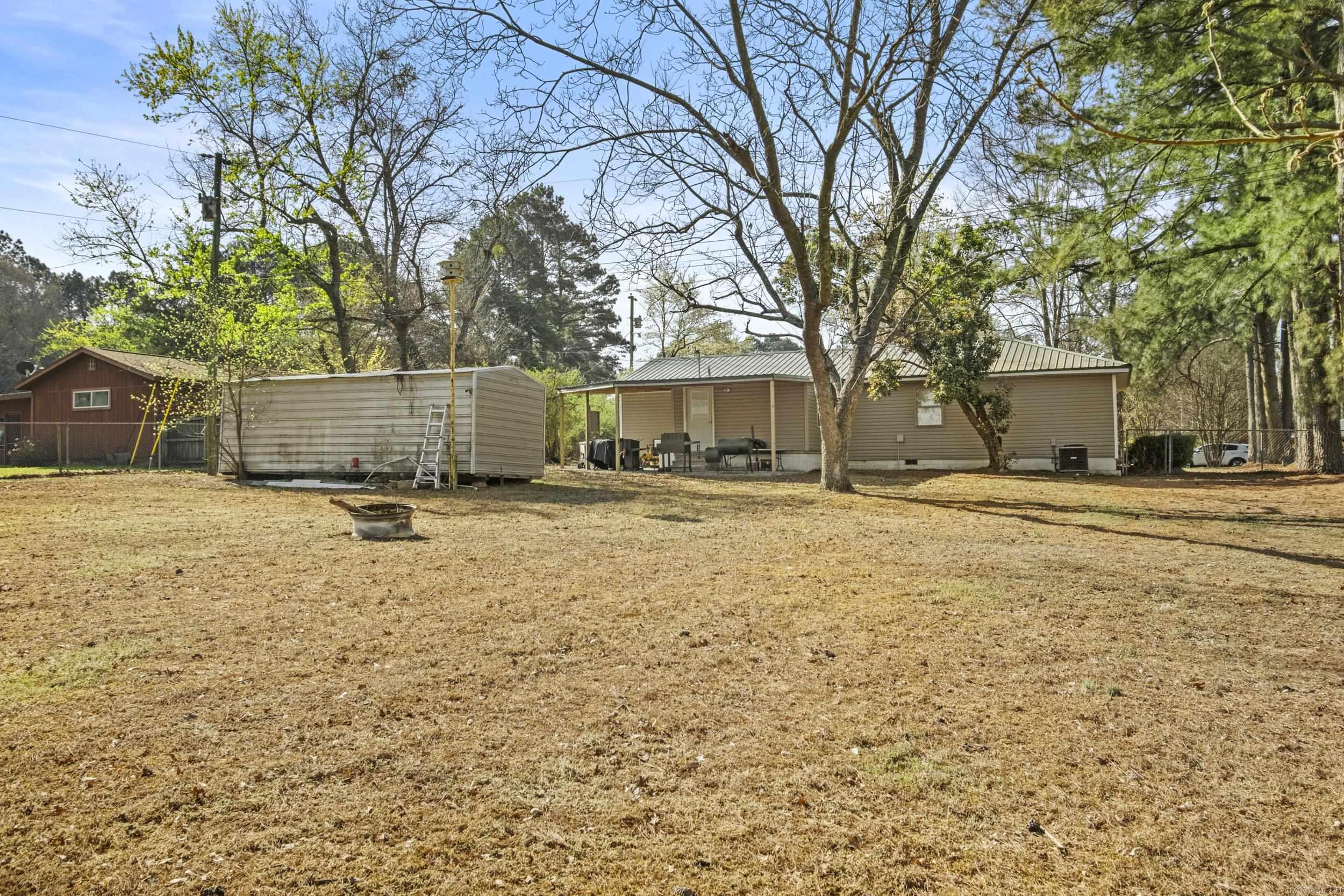 1105 Woodruff  Augusta, AR