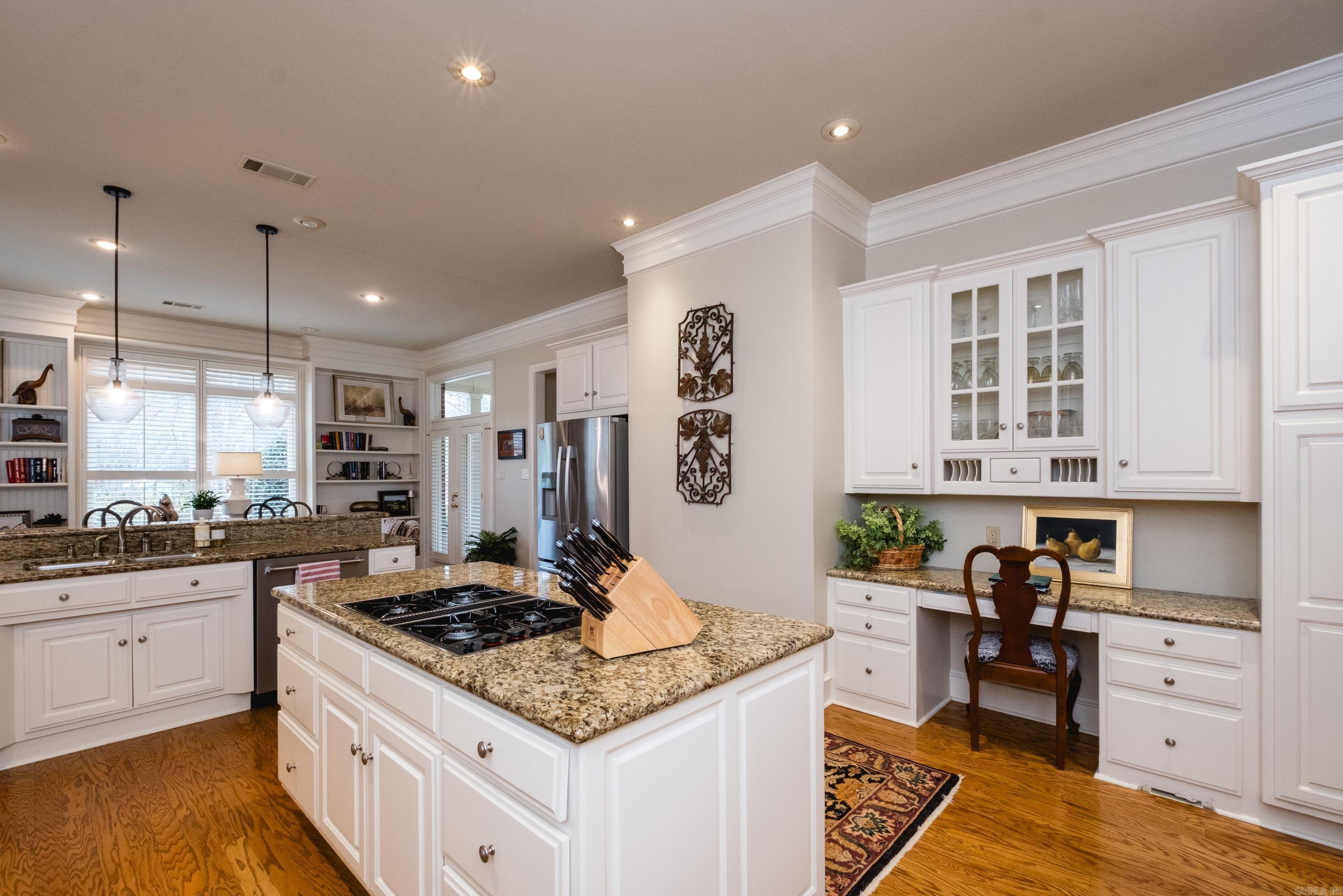 30 Alba Lane  Little Rock, AR