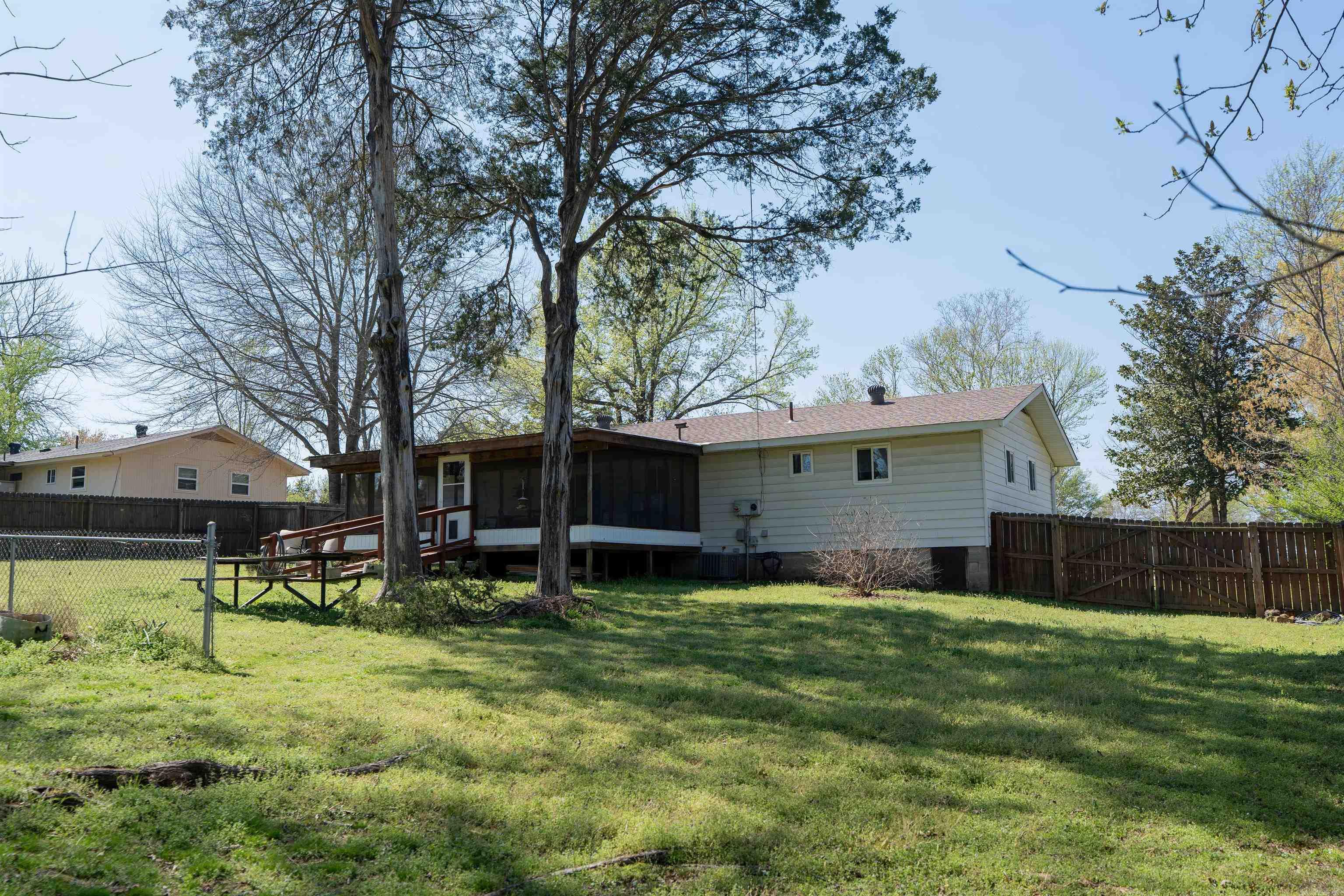 2313 E Smokey Ridge  Heber Springs, AR