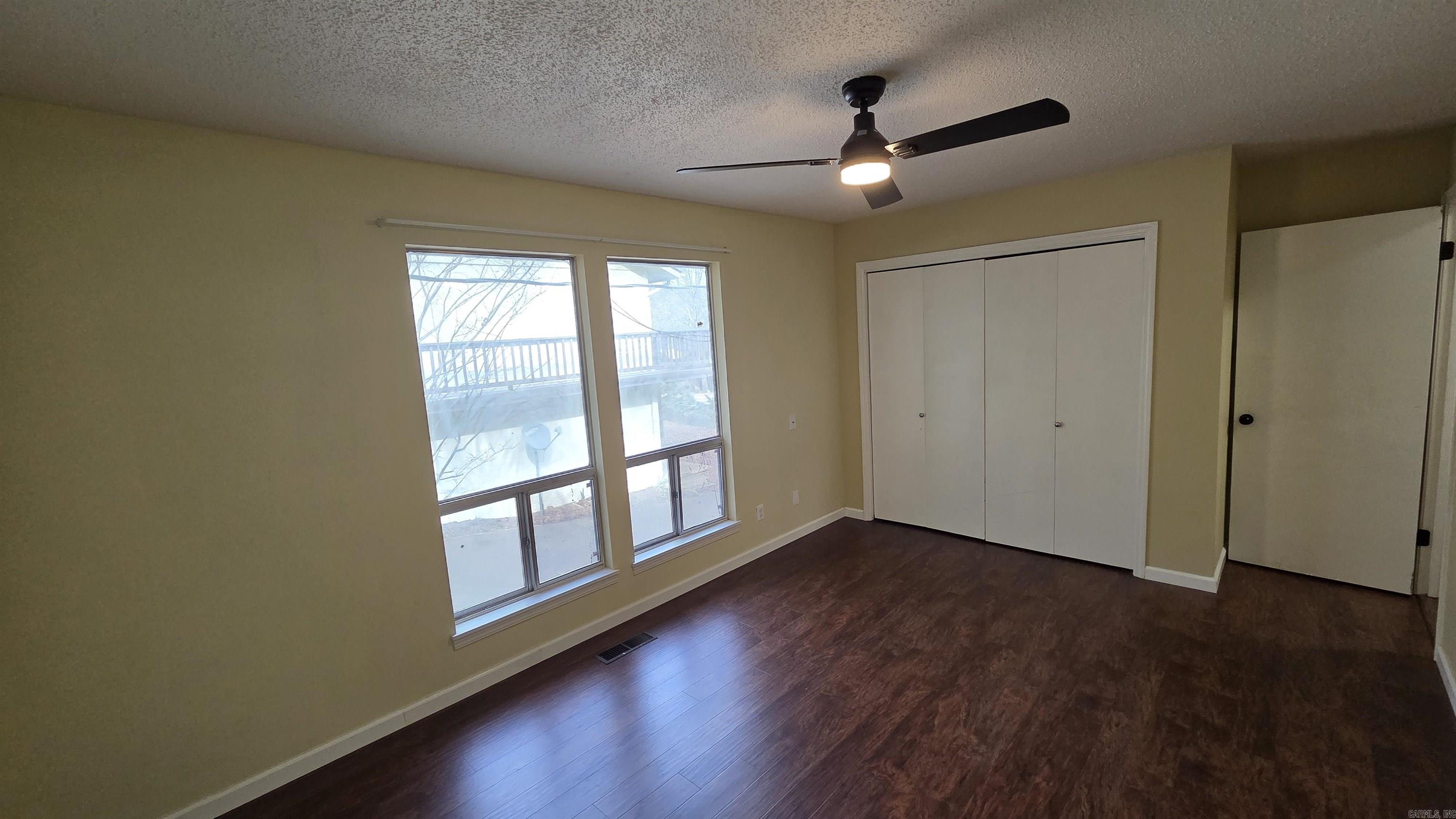 211 Pine knot  Fairfield Bay, AR