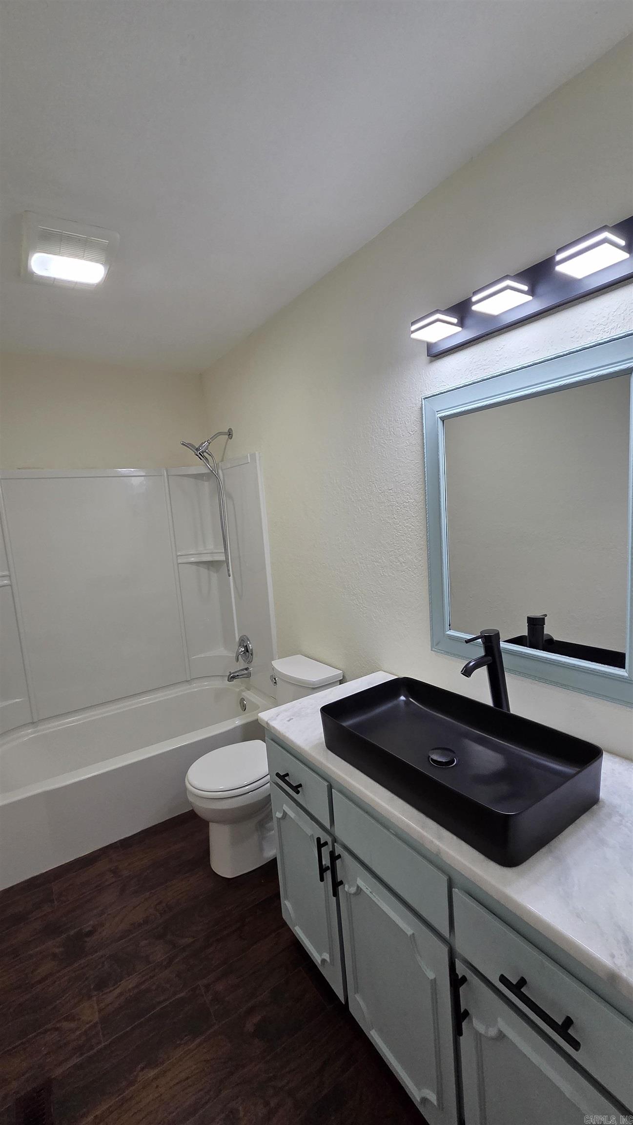 211 Pine knot  Fairfield Bay, AR