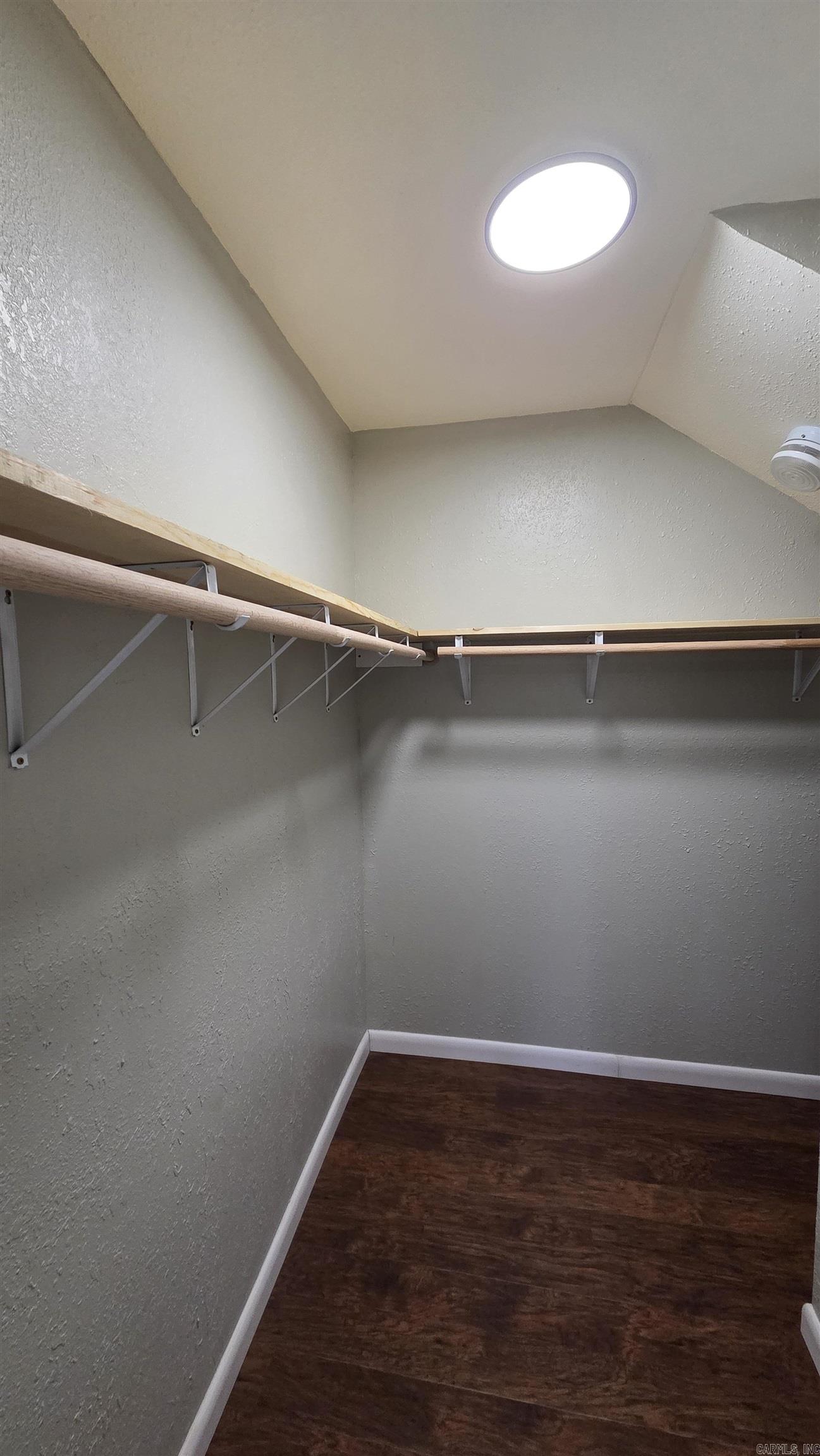 211 Pine knot  Fairfield Bay, AR