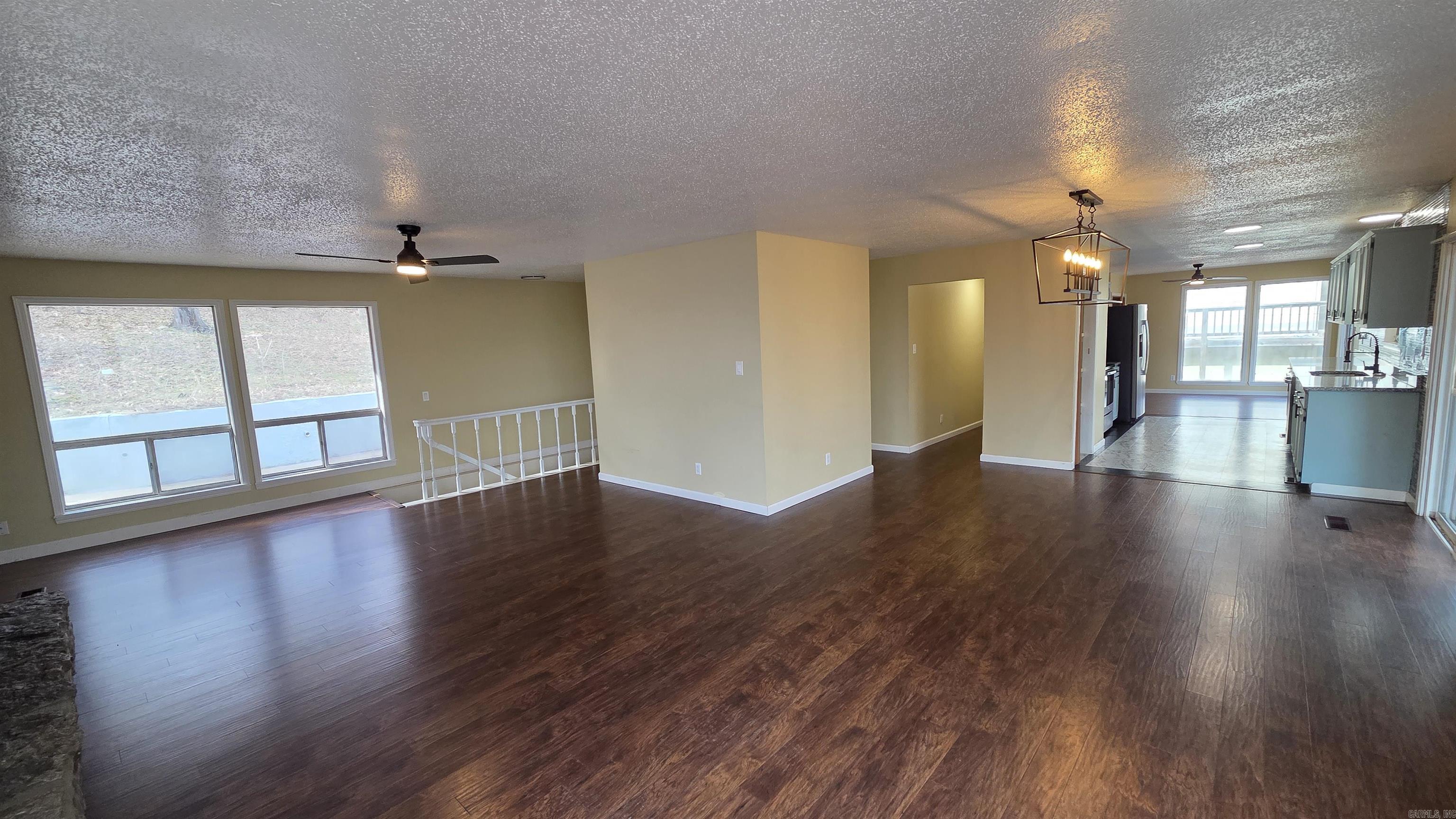 211 Pine knot  Fairfield Bay, AR