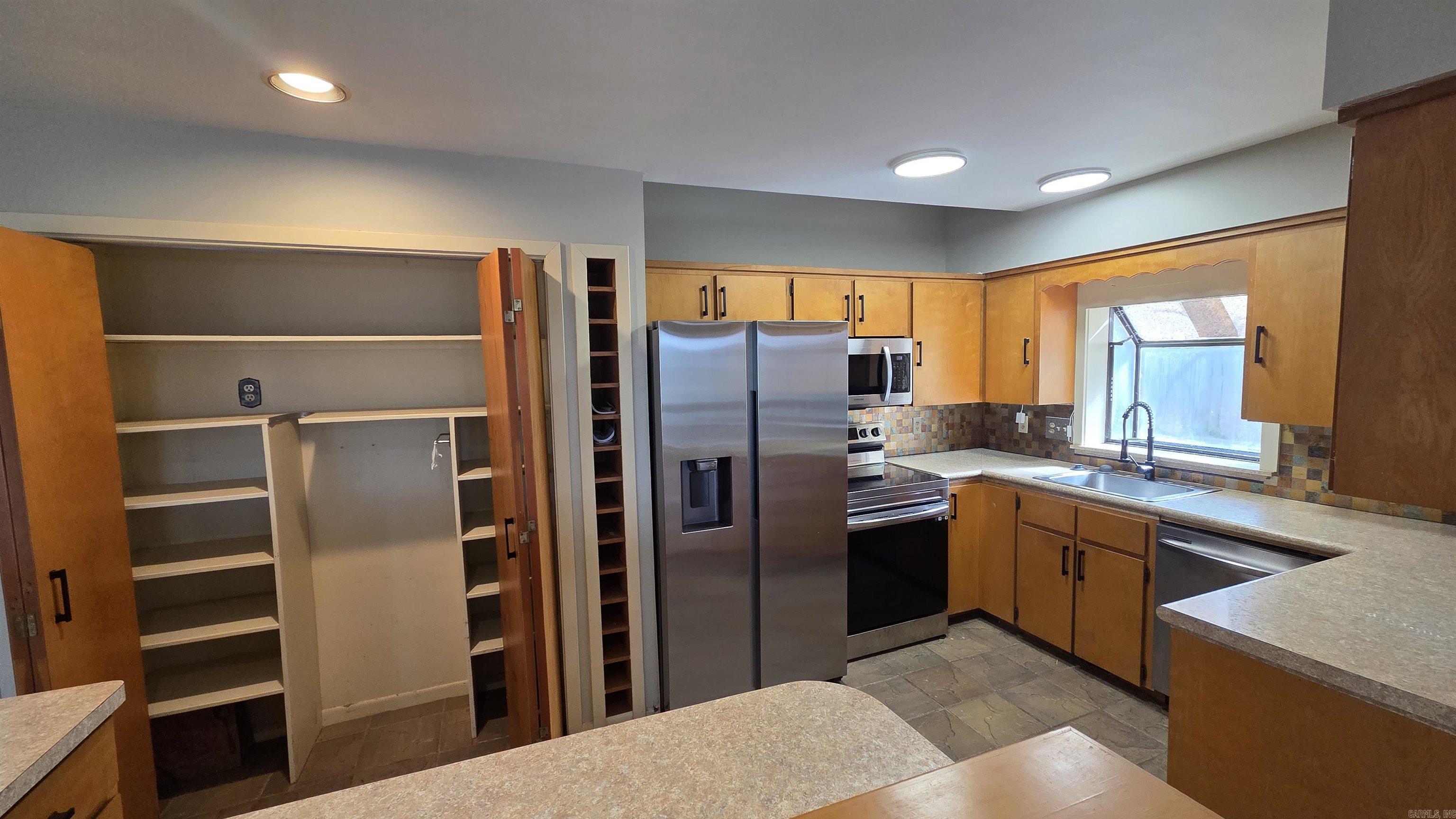 112 Ridgeview  Fairfield Bay, AR