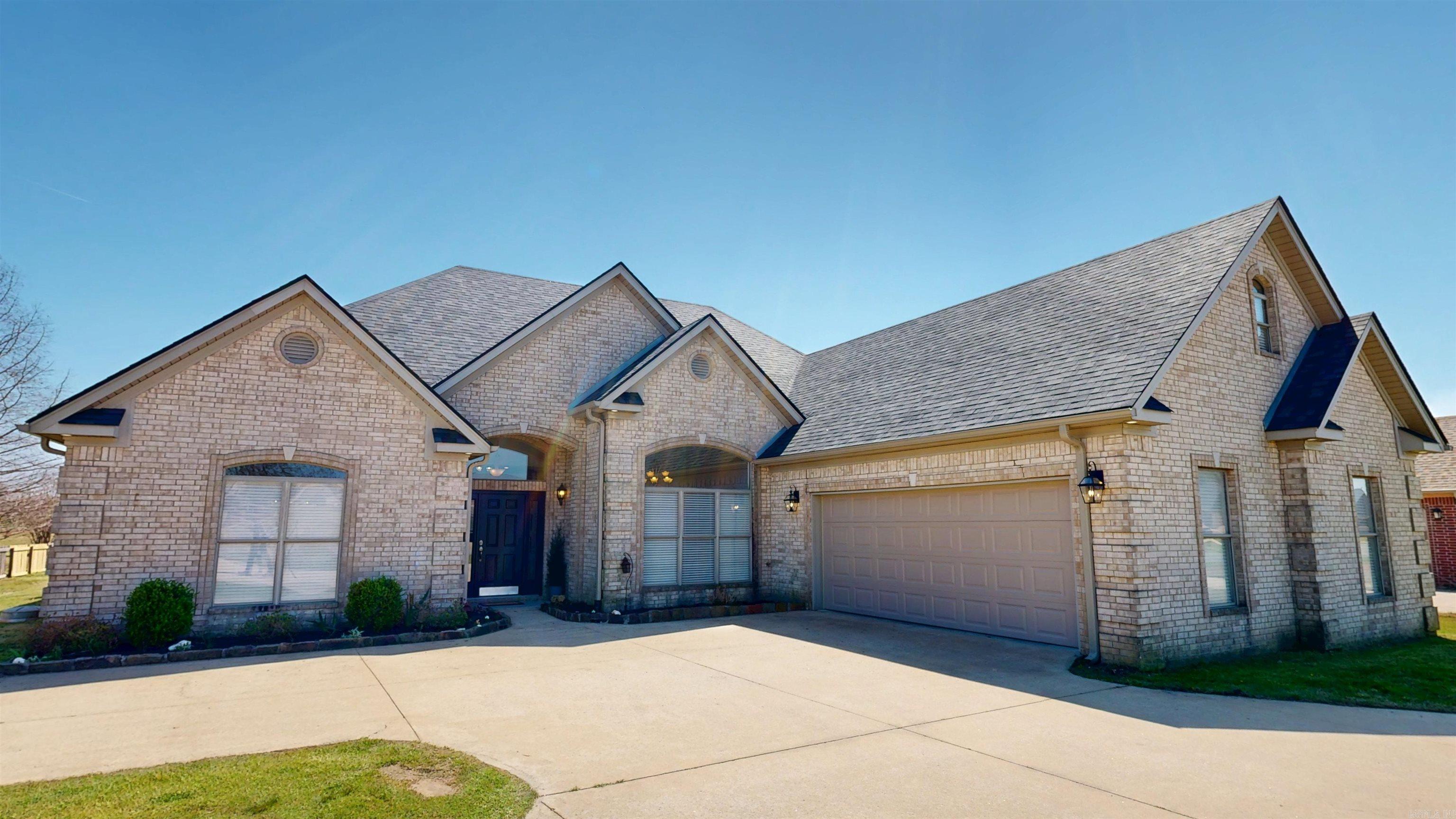 213 Plantation  Mayflower, AR