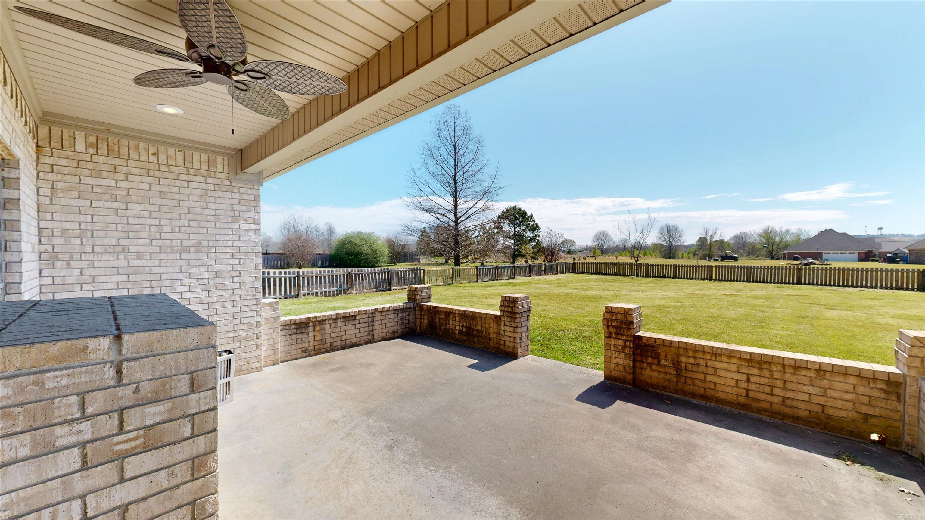 213 Plantation  Mayflower, AR