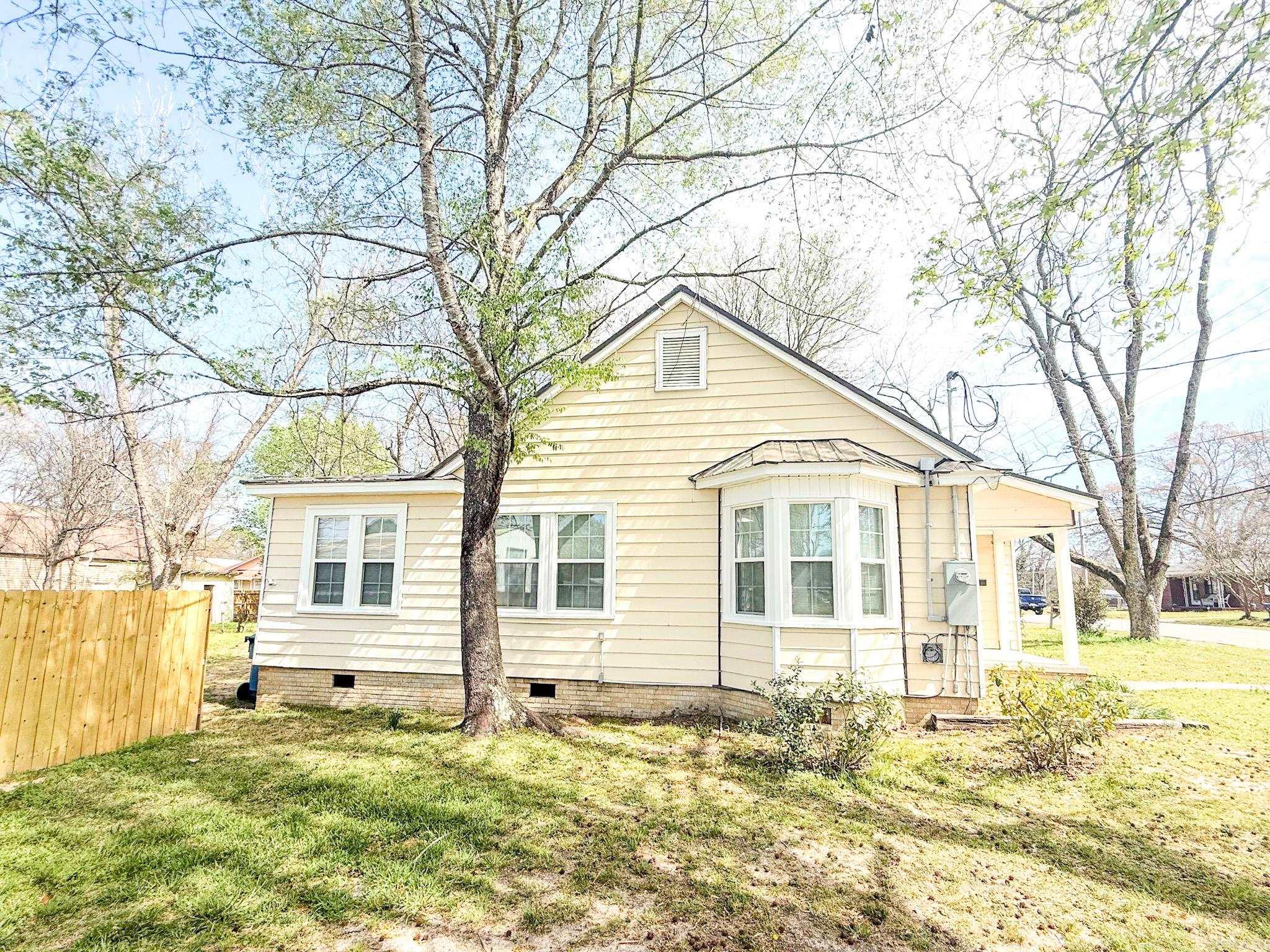 406 E Mill  Malvern, AR