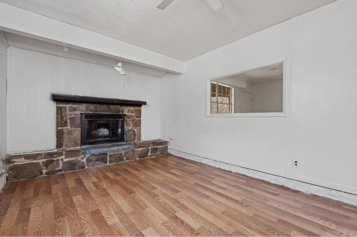 37 Allyson  Little Rock, AR