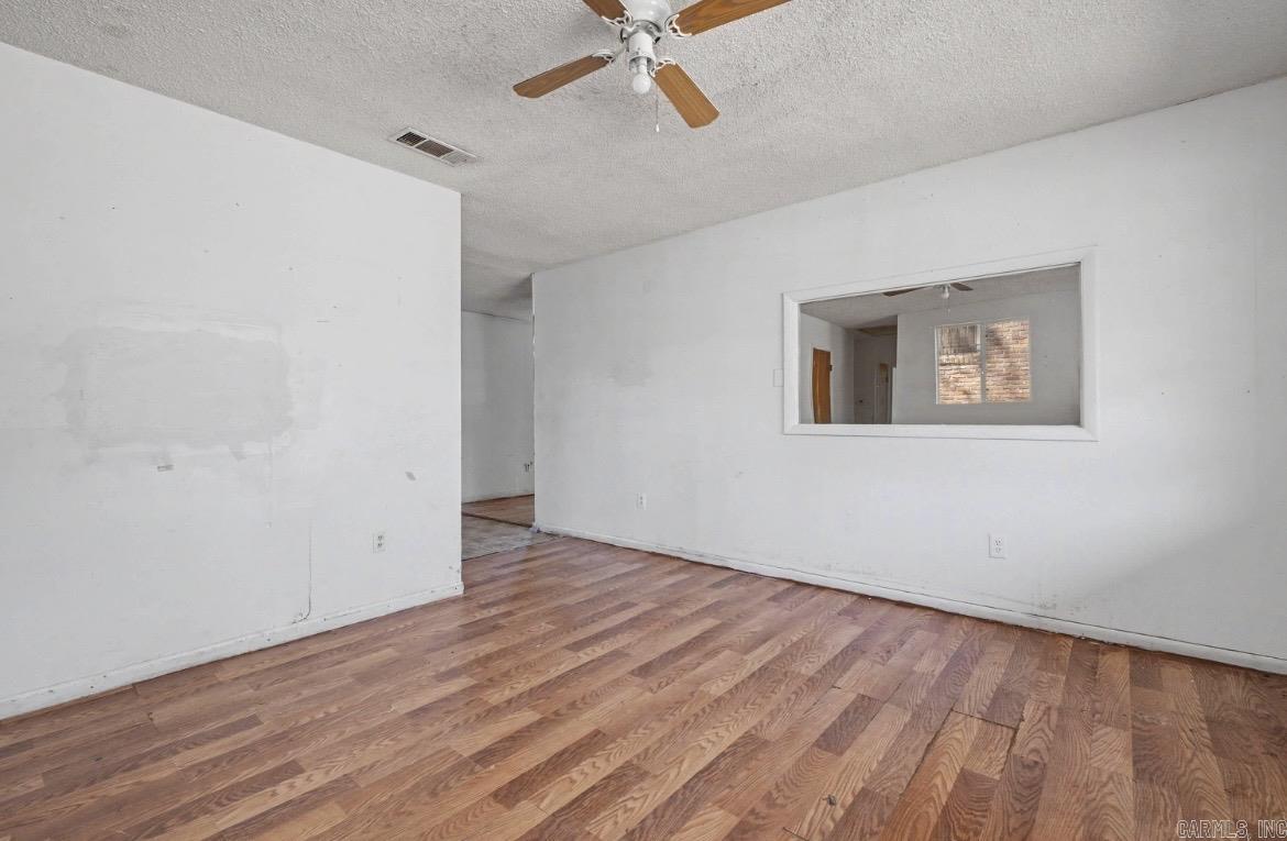 37 Allyson  Little Rock, AR