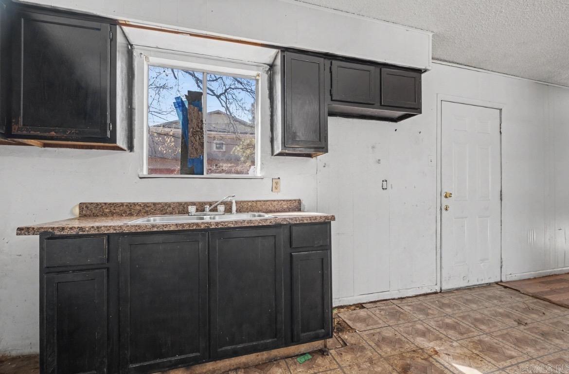 37 Allyson  Little Rock, AR