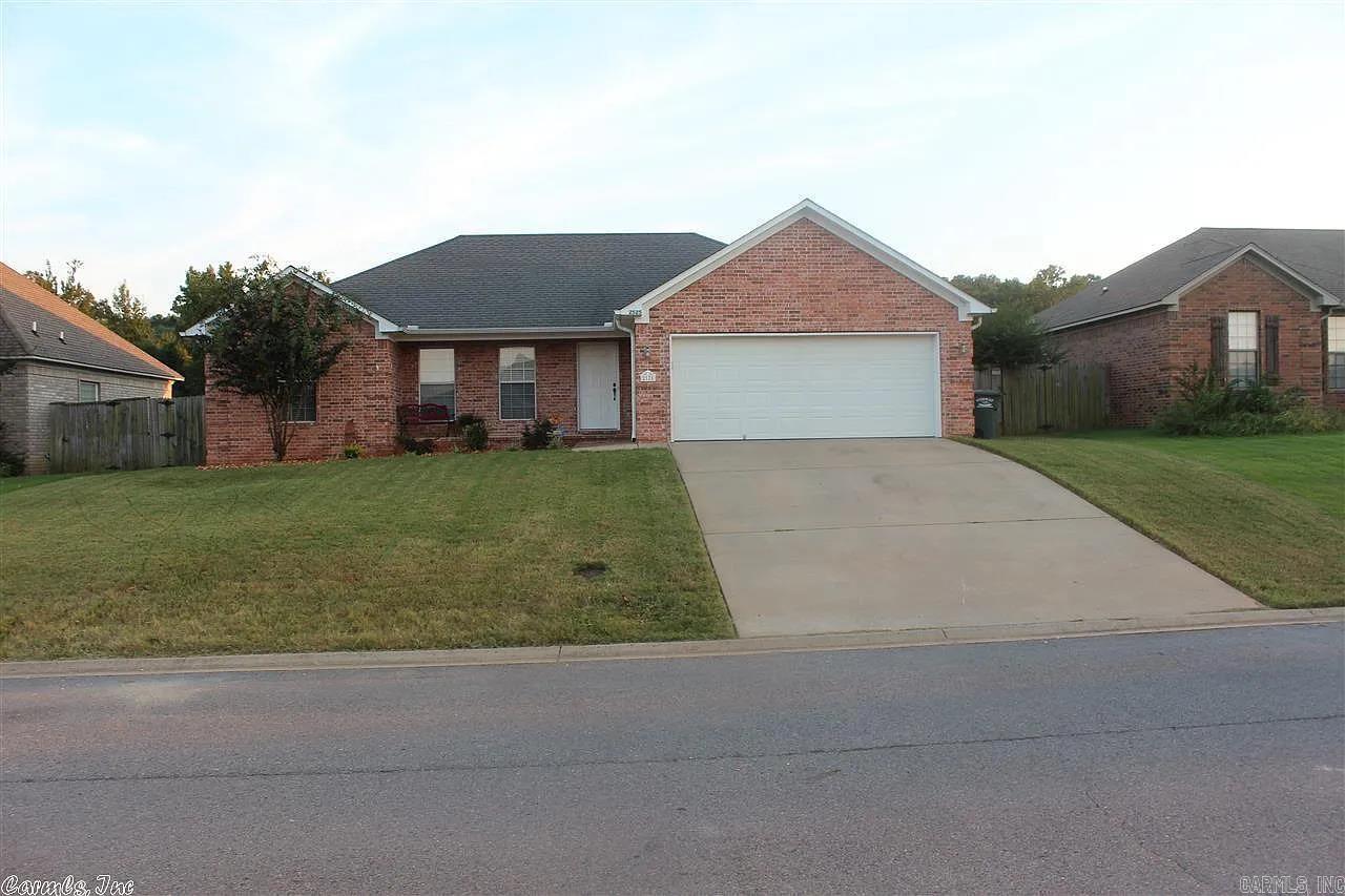 2525 Zoysia  Conway, AR