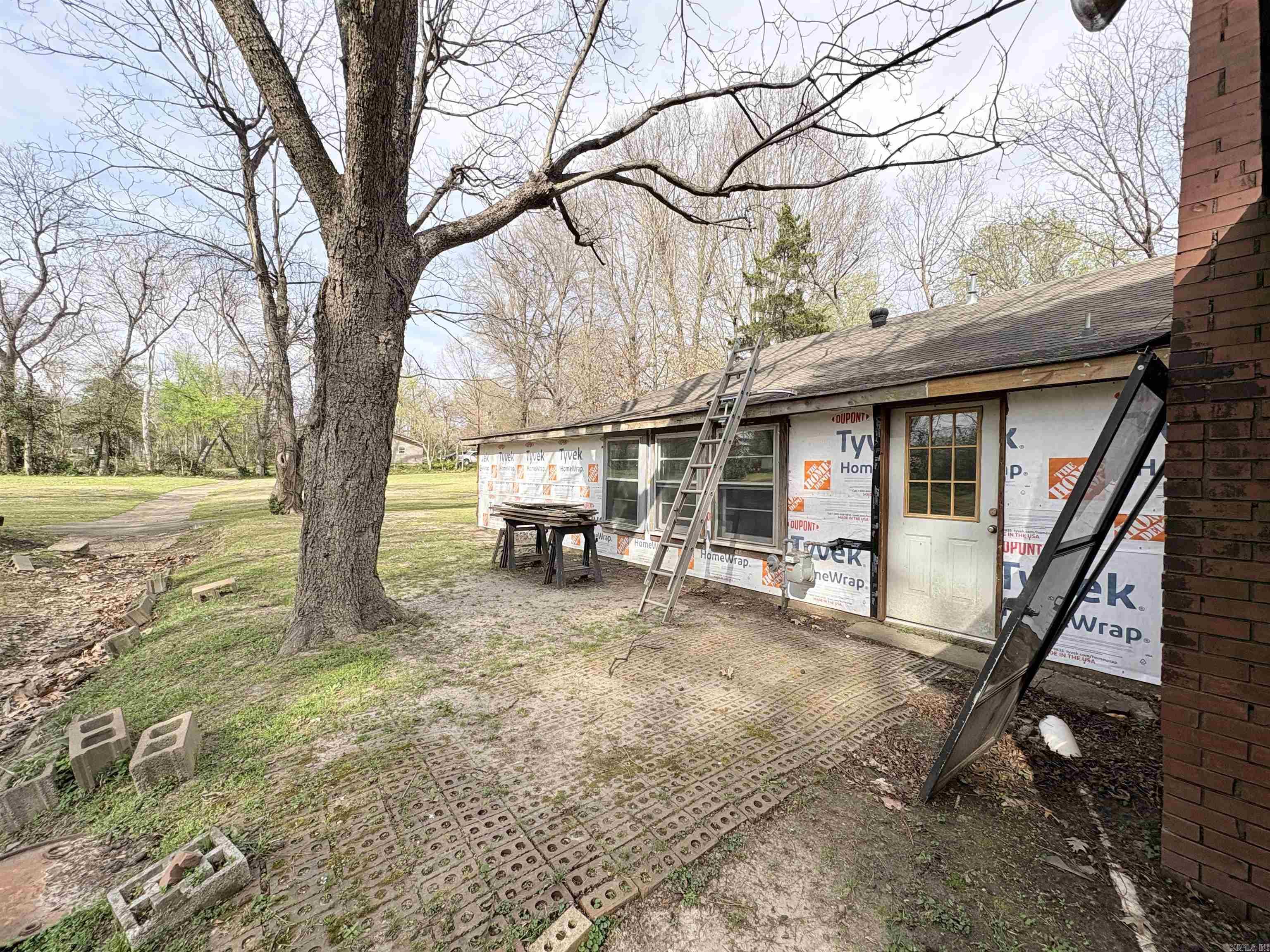 616 N 2nd  Piggott, AR