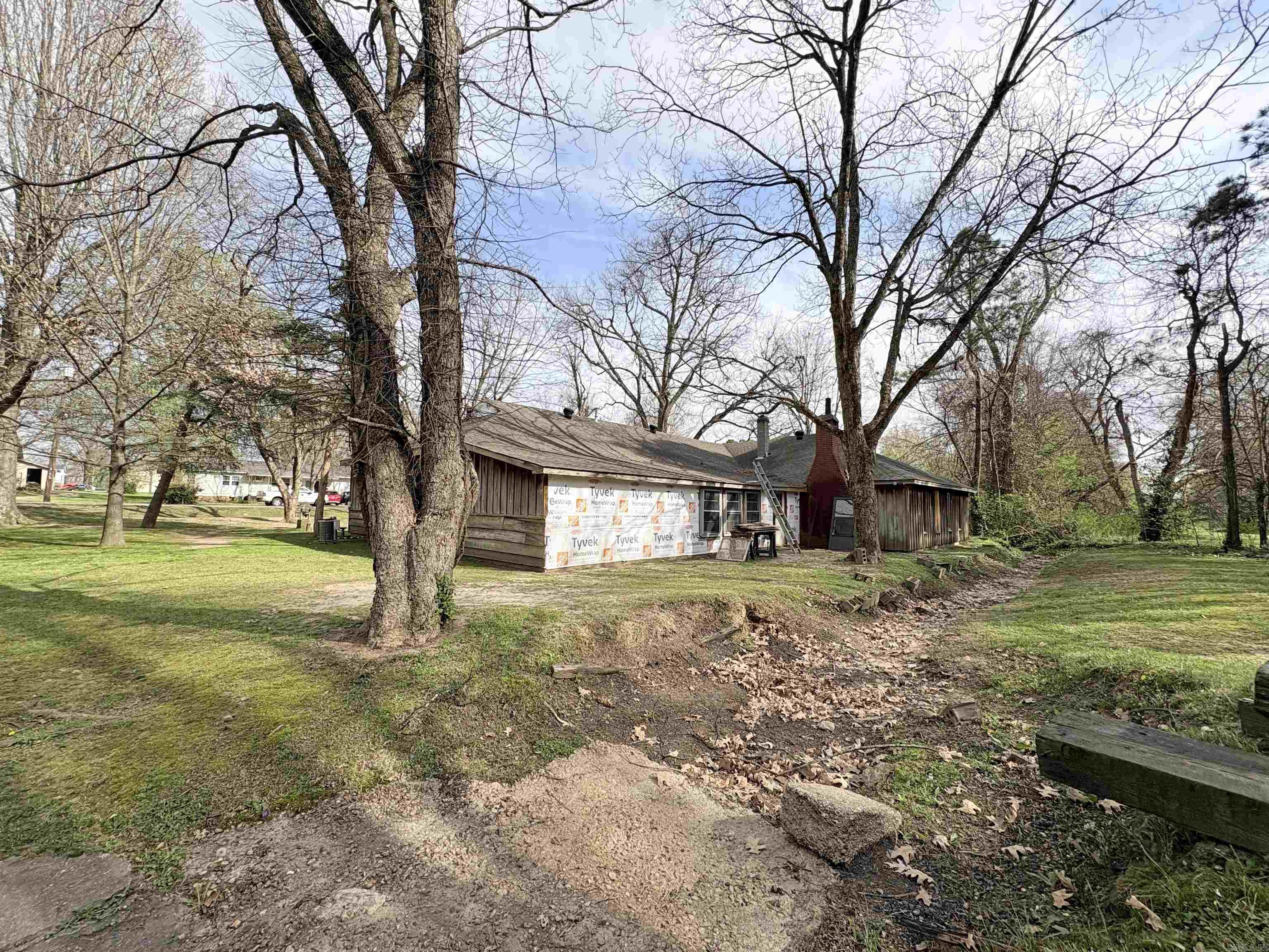 616 N 2nd  Piggott, AR