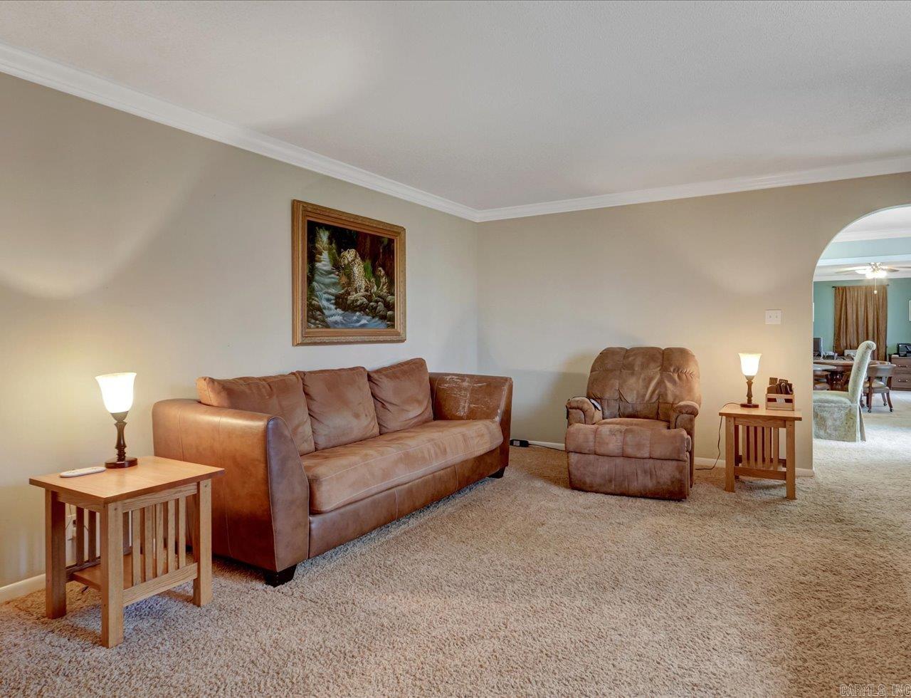 208 Star Crest  Hot Springs, AR