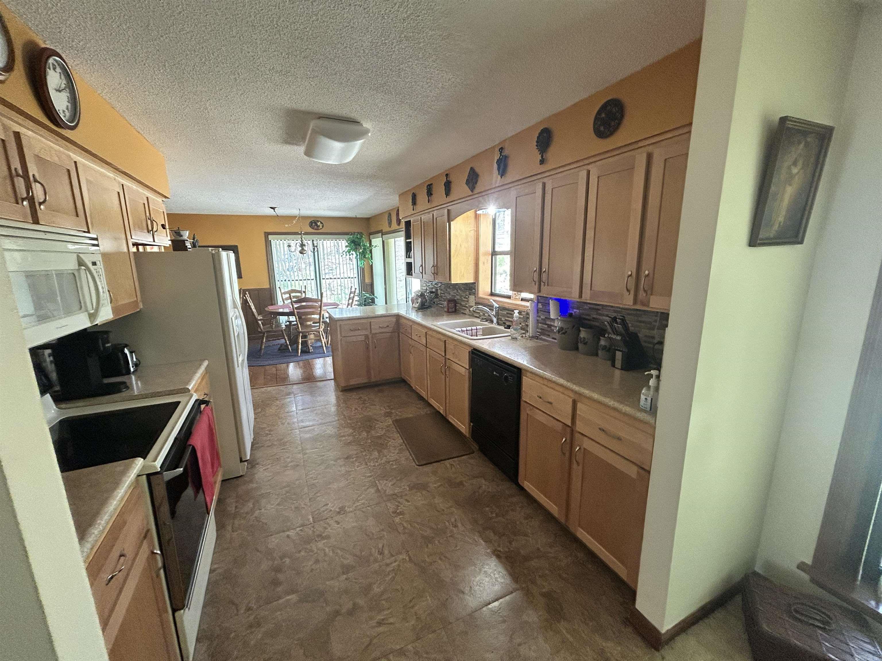 120 King Arthur Drive Fairfield Bay, AR 72088