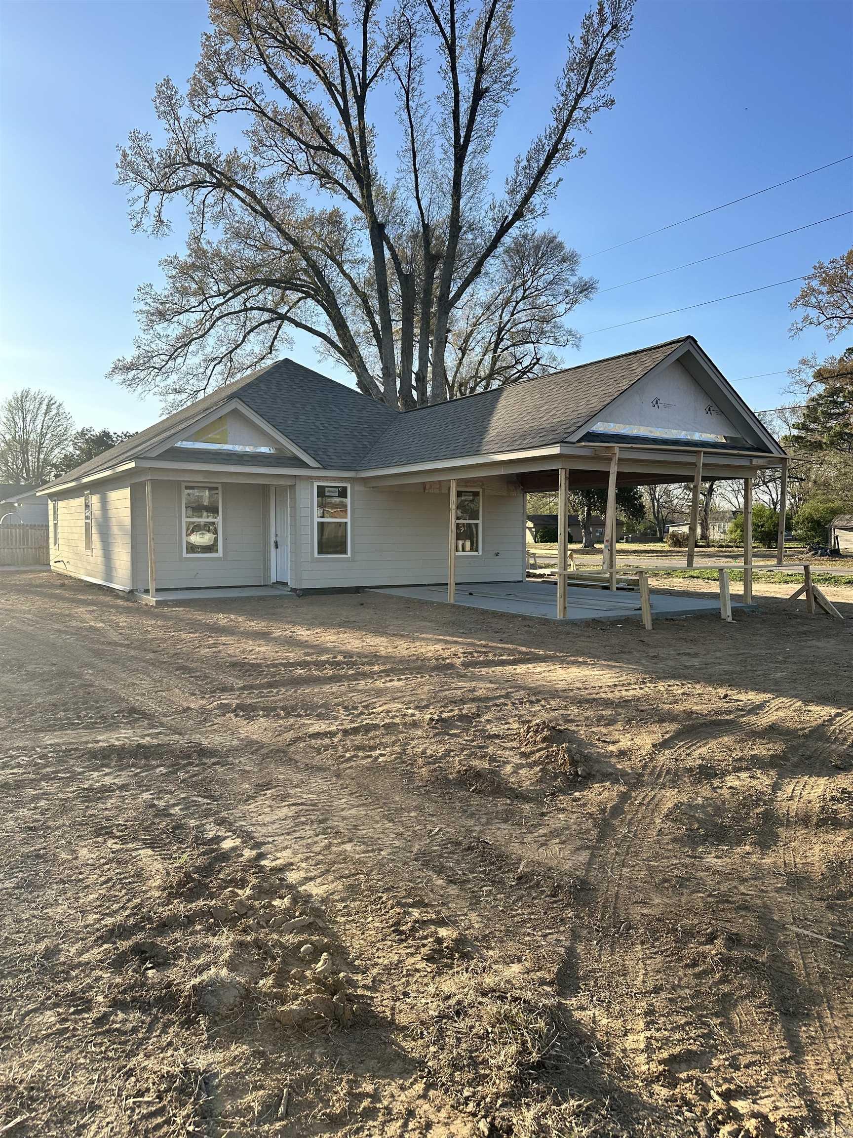 817 N Harrell Street Wynne, AR 72396