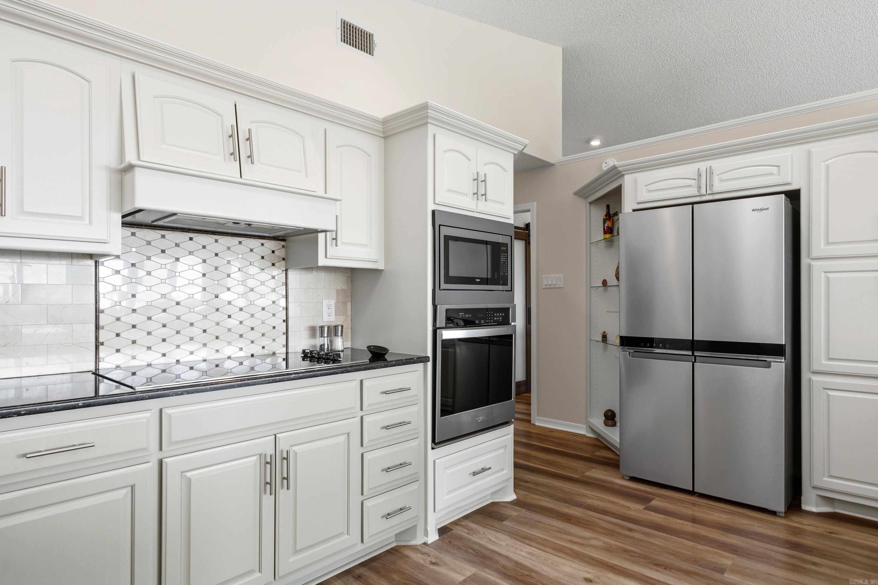 7 Almazan  Hot Springs Village, AR